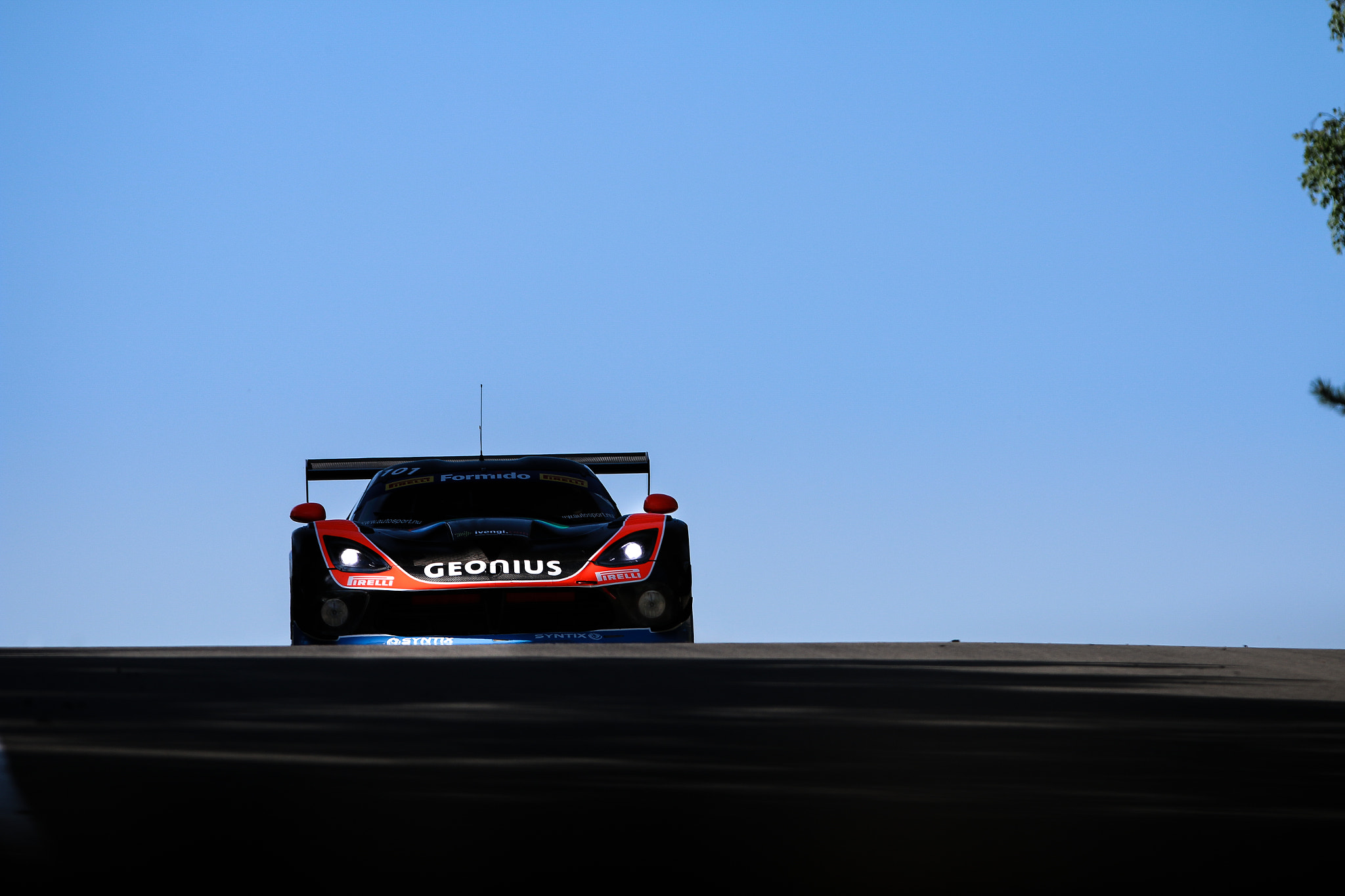 Canon EF 300mm F2.8L IS USM sample photo. Dodge viper gt3 @ new race festival 2015 photography