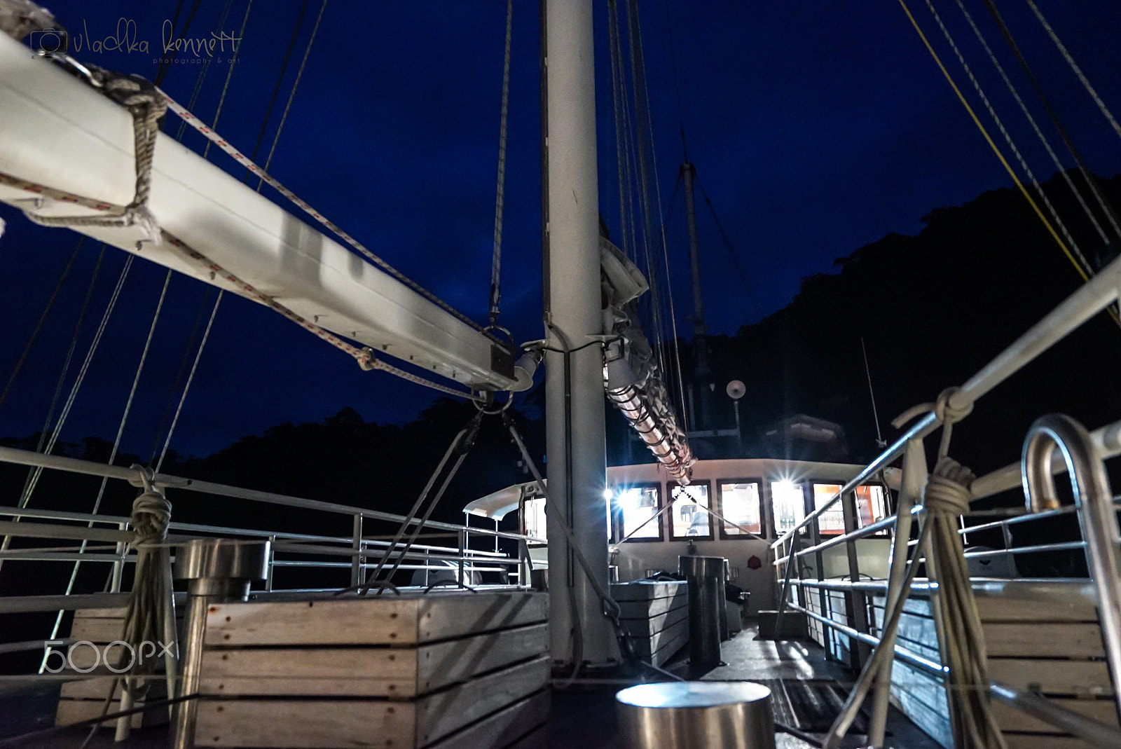 Sony a7S + Sony Vario-Tessar T* FE 16-35mm F4 ZA OSS sample photo. Stewart island discovery cruise photography