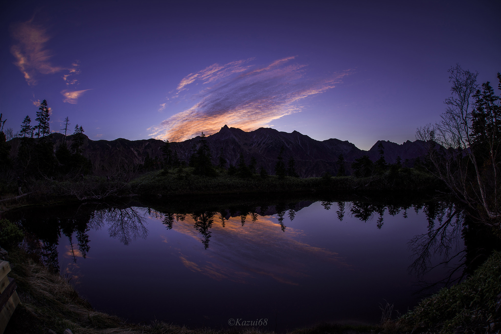 Nikon D810 + Sigma 15mm F2.8 EX DG Diagonal Fisheye sample photo. Sunrise reflection photography