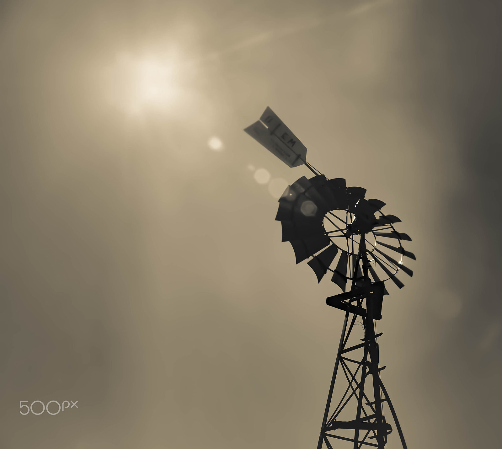 Canon EF-S 17-85mm F4-5.6 IS USM sample photo. Outback windmill photography