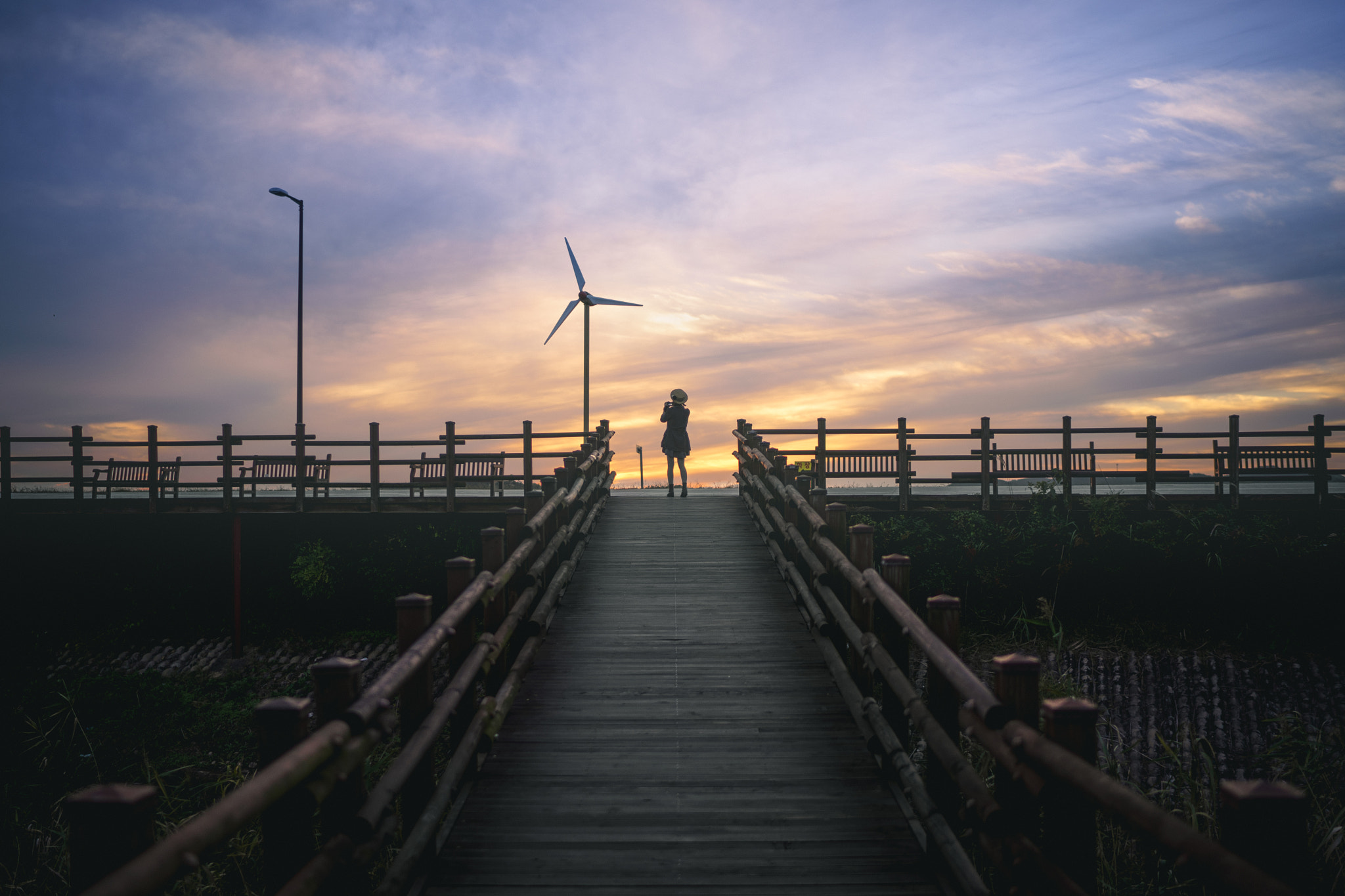 Sony a7 + Sony Distagon T* FE 35mm F1.4 ZA sample photo. Sunset hat point photography