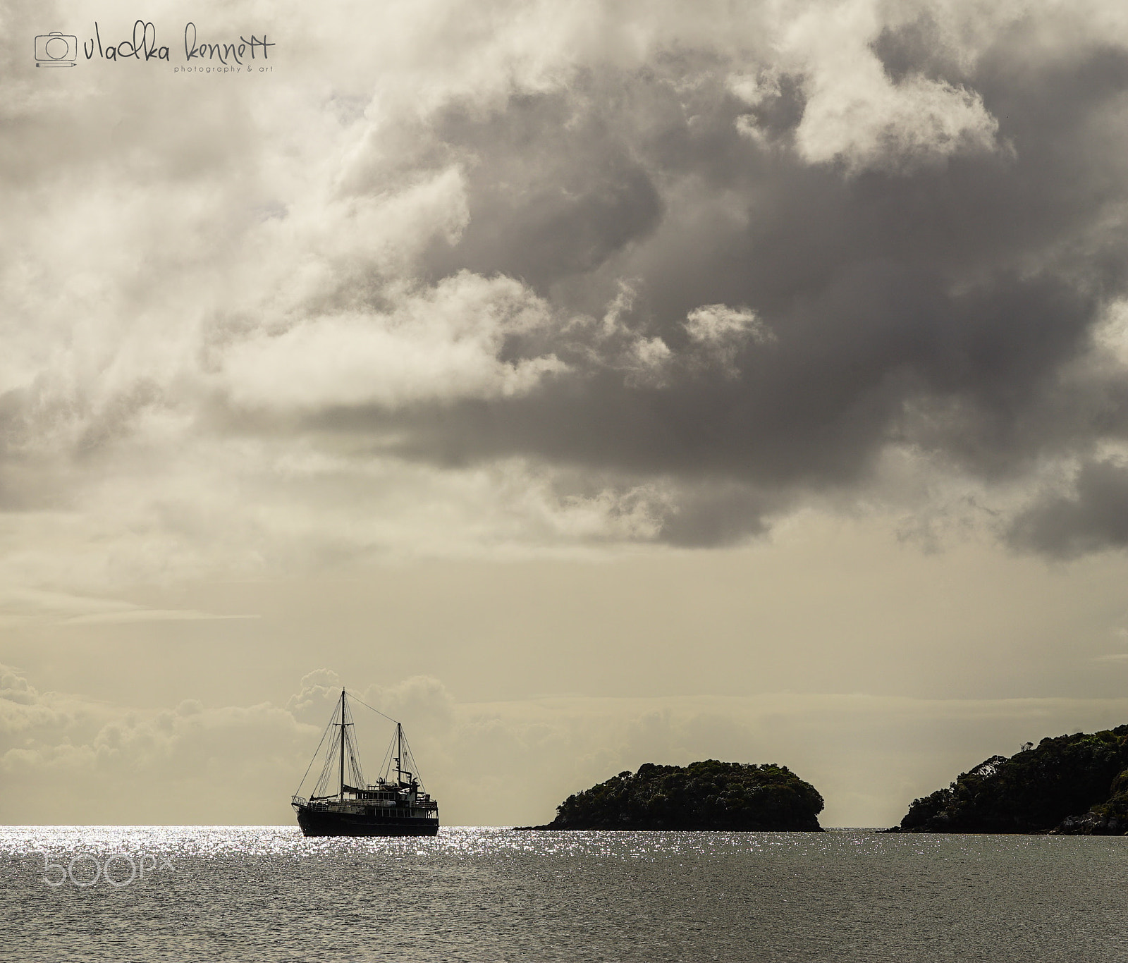 Sony a7S + Sony FE 70-200mm F4 G OSS sample photo. Stewart island discovery cruise photography