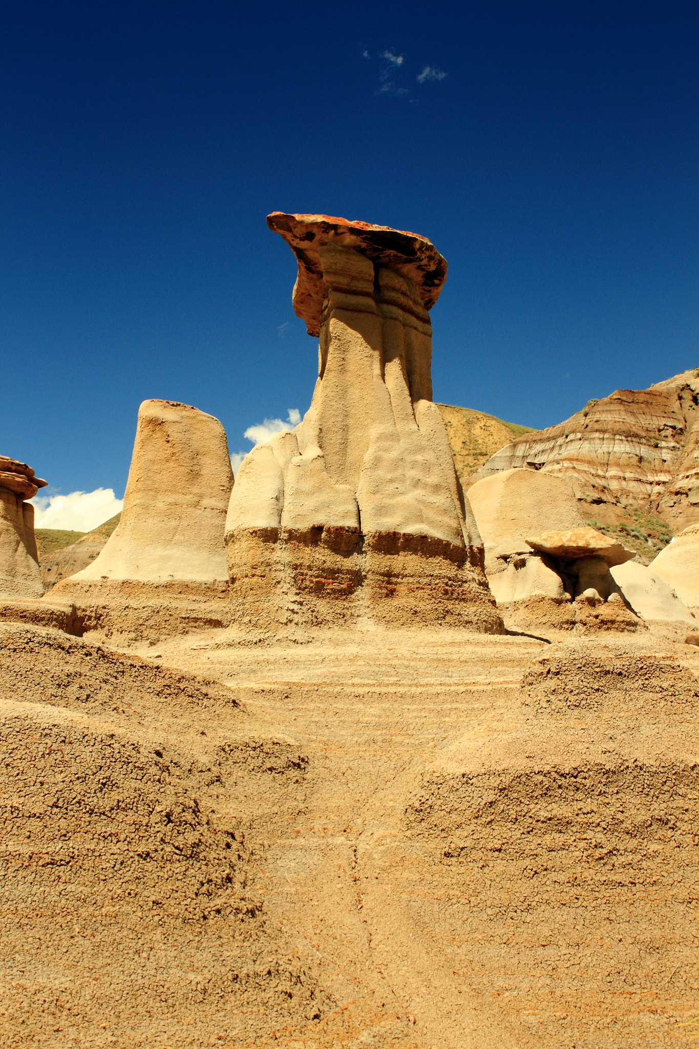 Canon EF 35-80mm f/4-5.6 USM sample photo. Hoodoo photography