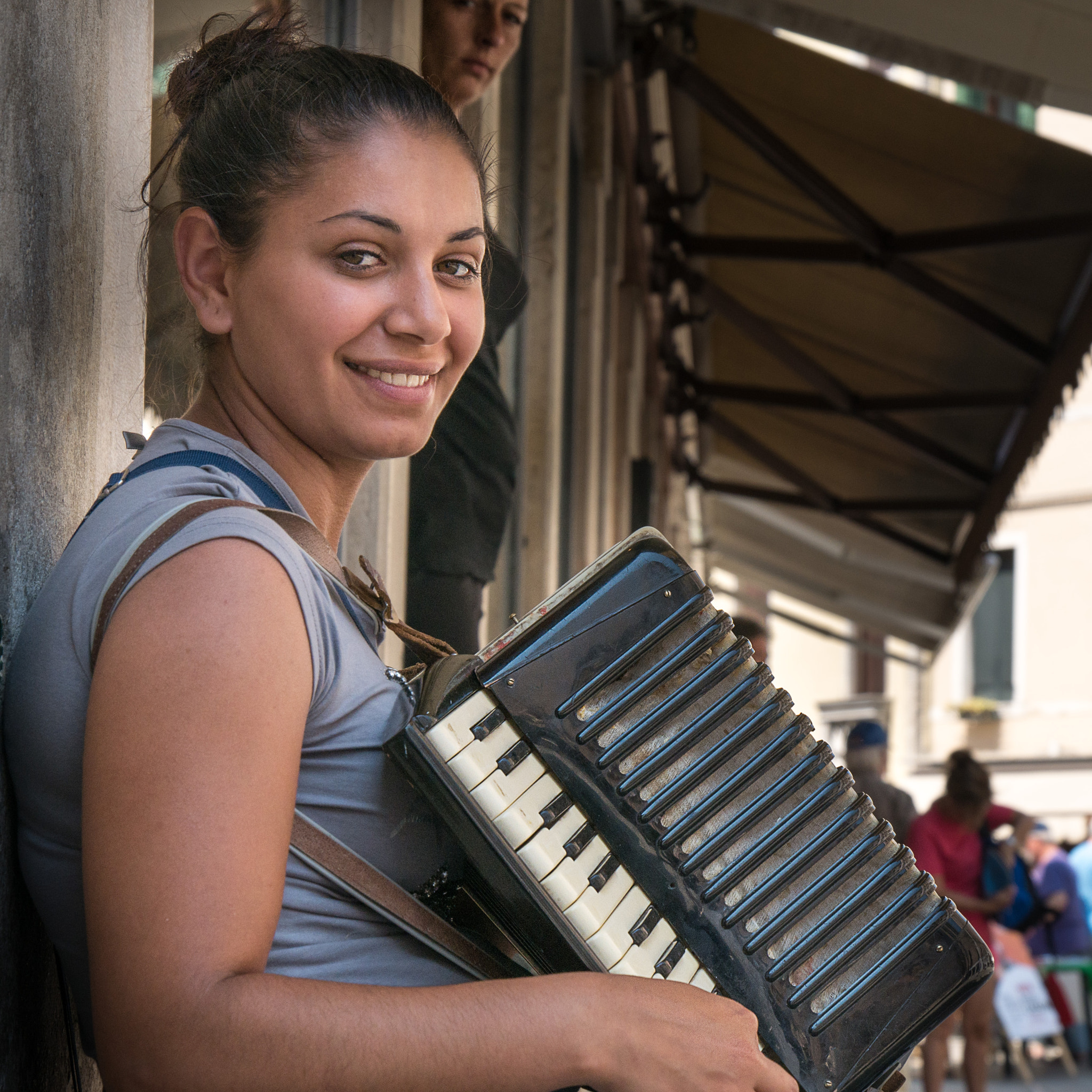 Panasonic Lumix DMC-GX7 sample photo. Accordion girl photography