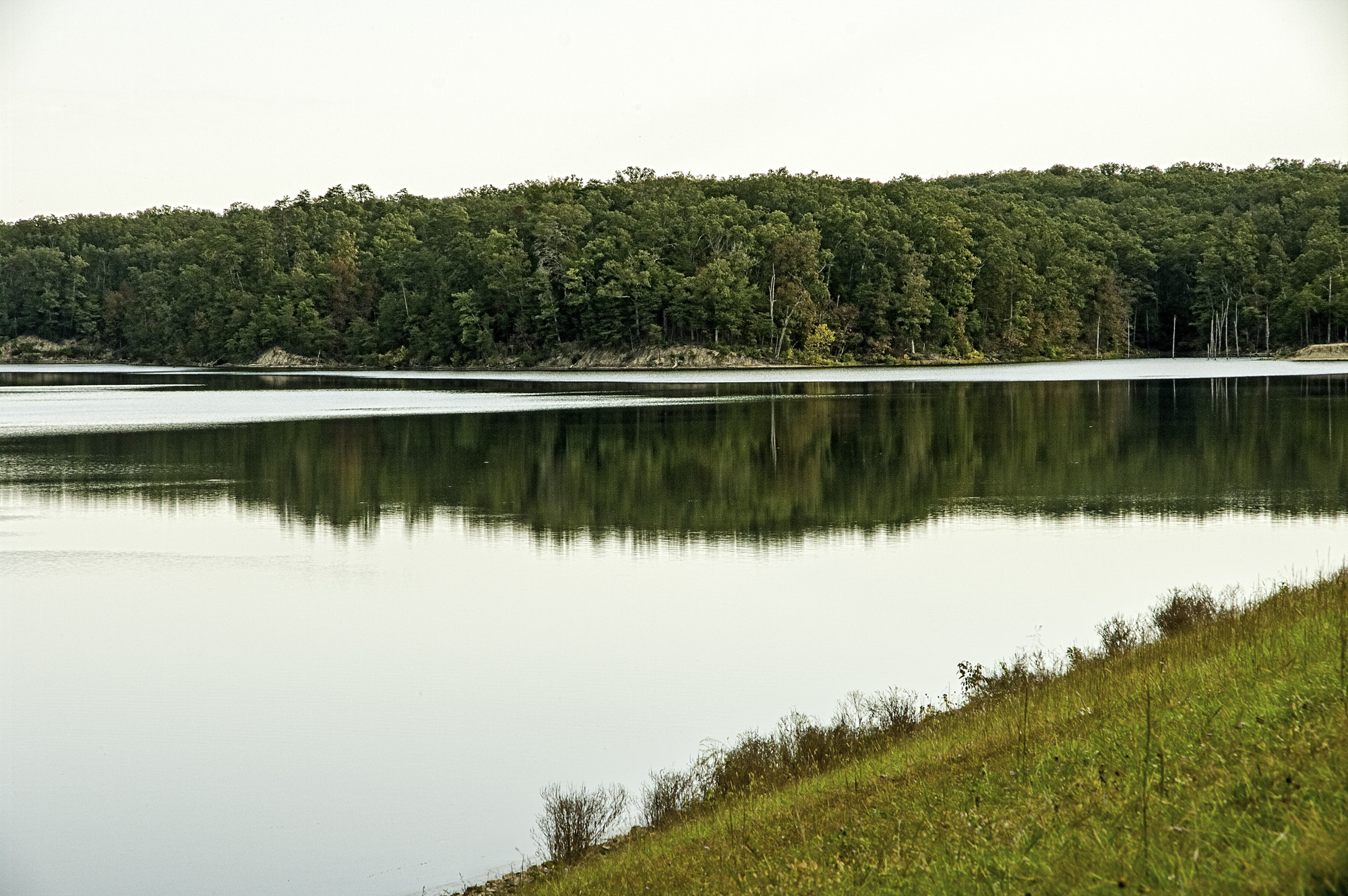 Pentax K20D sample photo. Deam lake photography