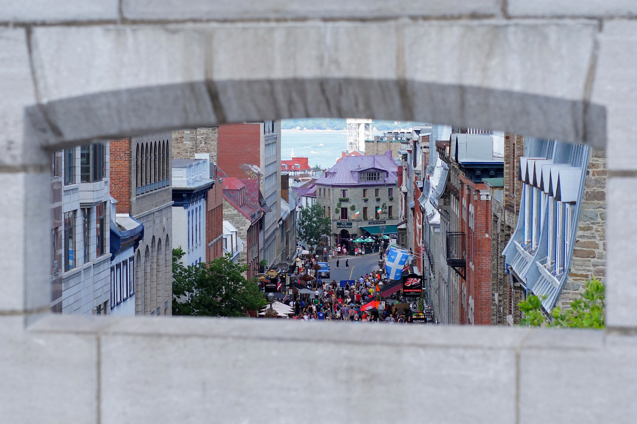 Sony a6000 + Canon EF 85mm F1.8 USM sample photo. Old quebec photography