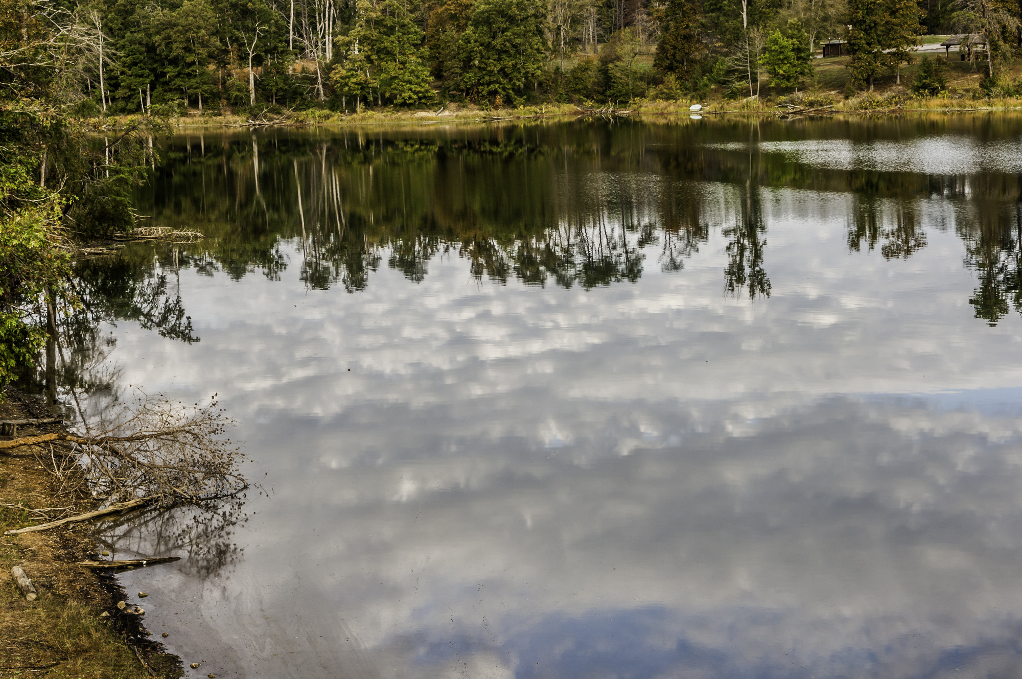 Pentax K20D sample photo. Deam lake photography