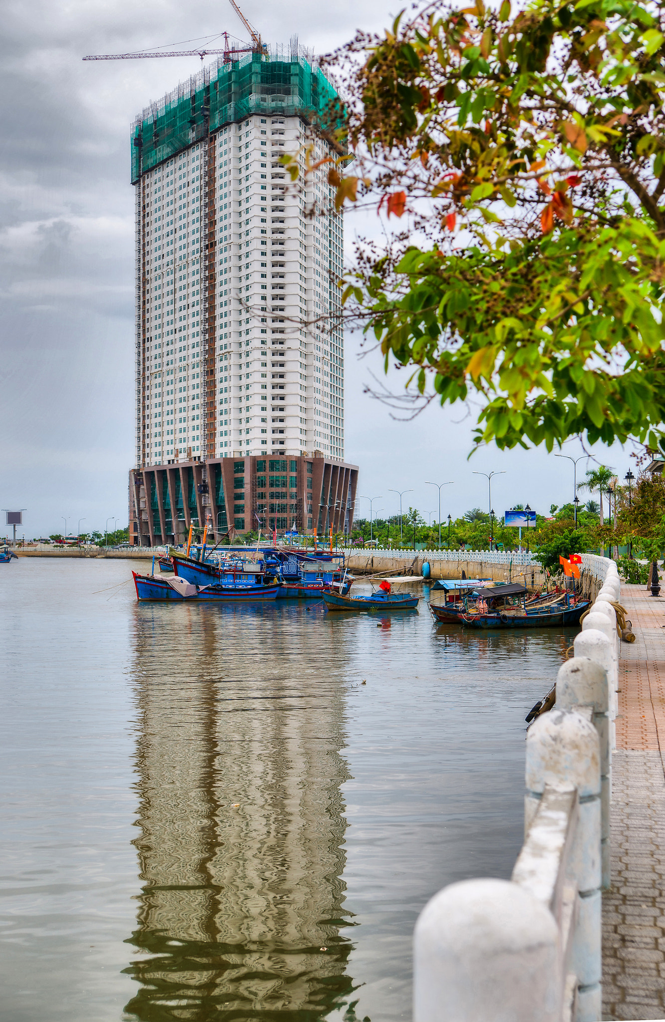 Sony Alpha DSLR-A850 + Sony 28-75mm F2.8 SAM sample photo. Vietnam. nhatrang. photography