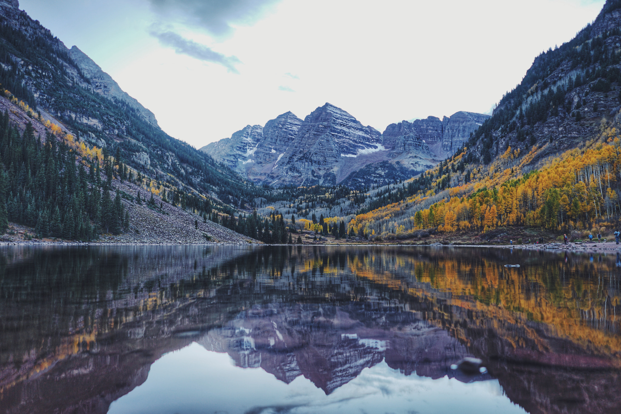 Sony a7 II + Sony FE 28mm F2 sample photo. Maroon bells, colorado photography