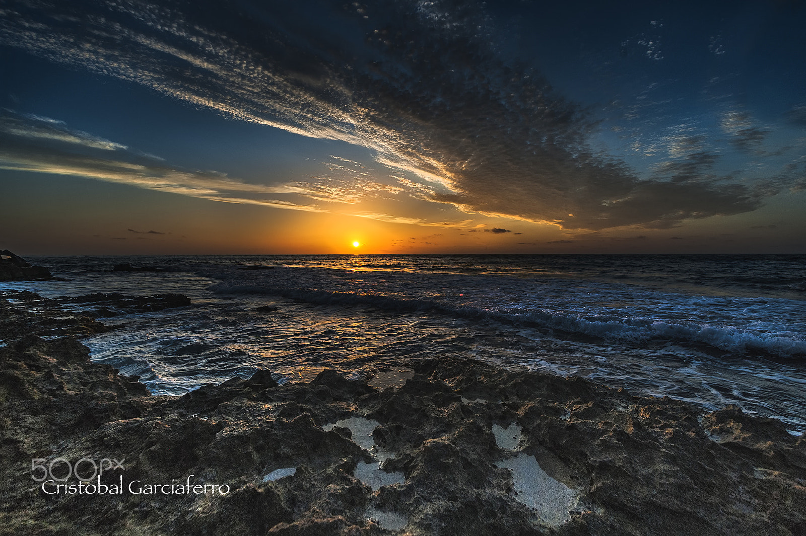 Nikon D3 + Nikon AF Nikkor 14mm F2.8D ED sample photo. Sunrise in cancun photography