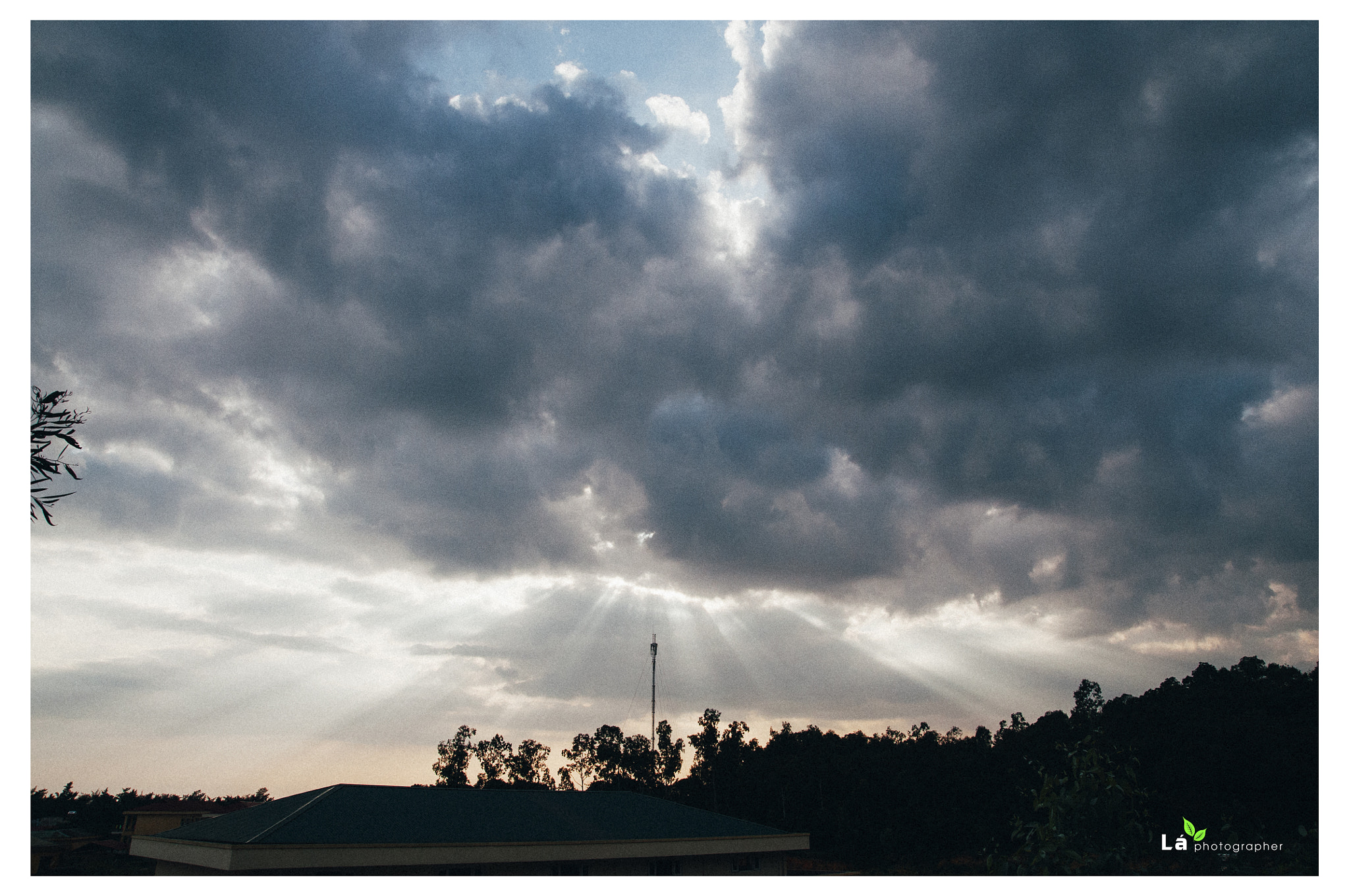 Nikon D300S sample photo. Trời sập photography