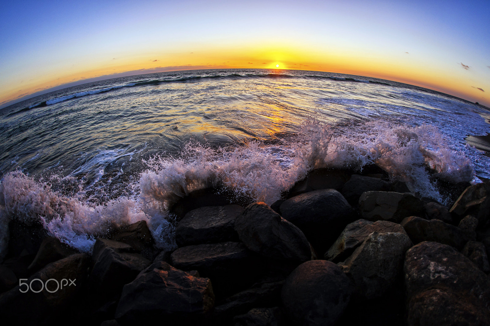 Nikon D700 + Sigma 15mm F2.8 EX DG Diagonal Fisheye sample photo. Waves crash at sunset in oceanside - october 12, 2016 photography