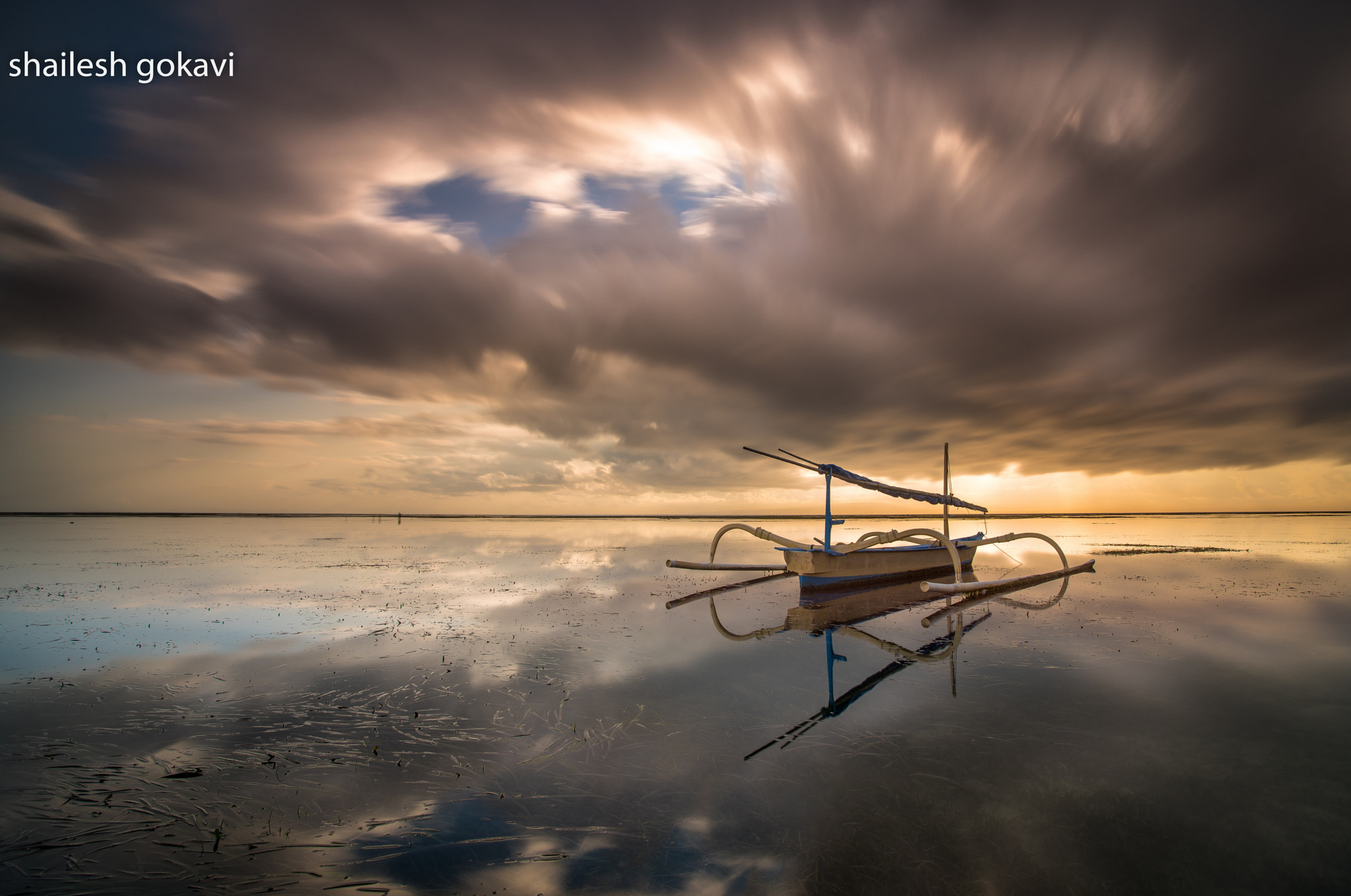 Sigma 17-35mm F2.8-4 EX DG  Aspherical HSM sample photo. Dramatic sunrise photography