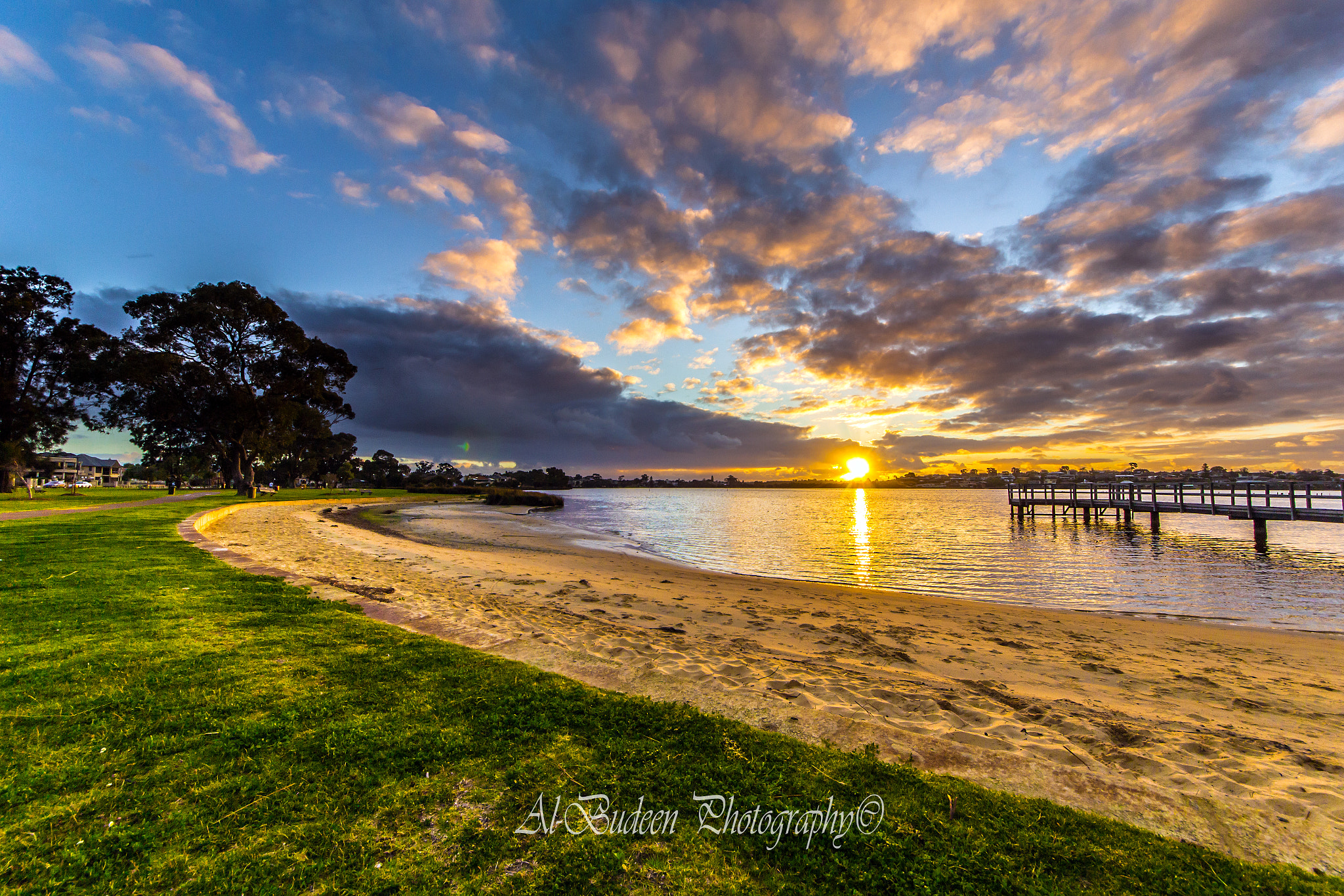 Sigma 8-16mm F4.5-5.6 DC HSM sample photo. The curve photography