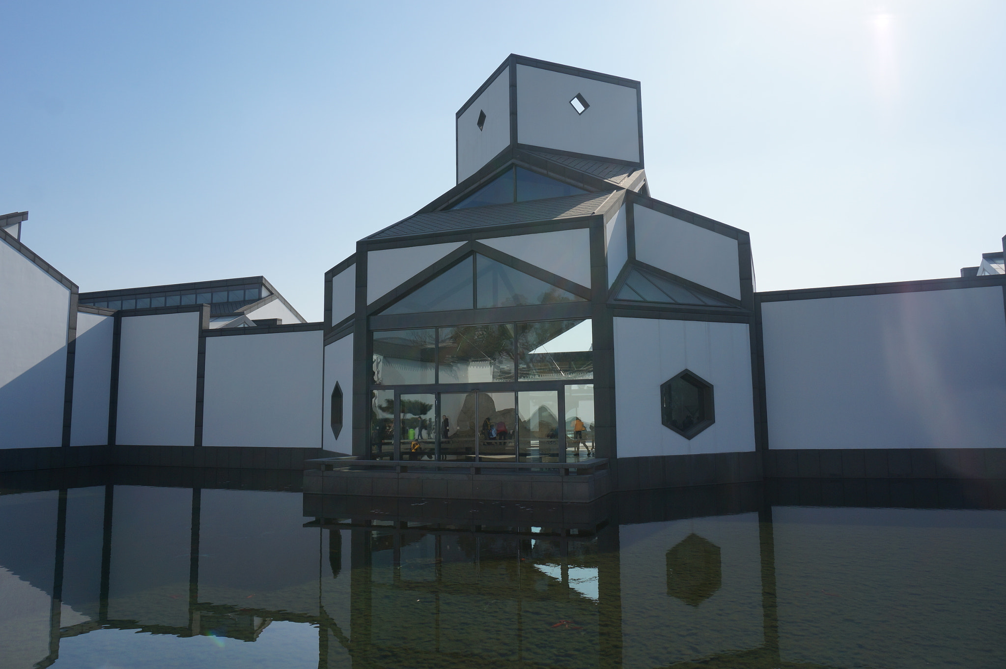 Sony E 16-50mm F3.5-5.6 PZ OSS sample photo. Suzhou museum photography
