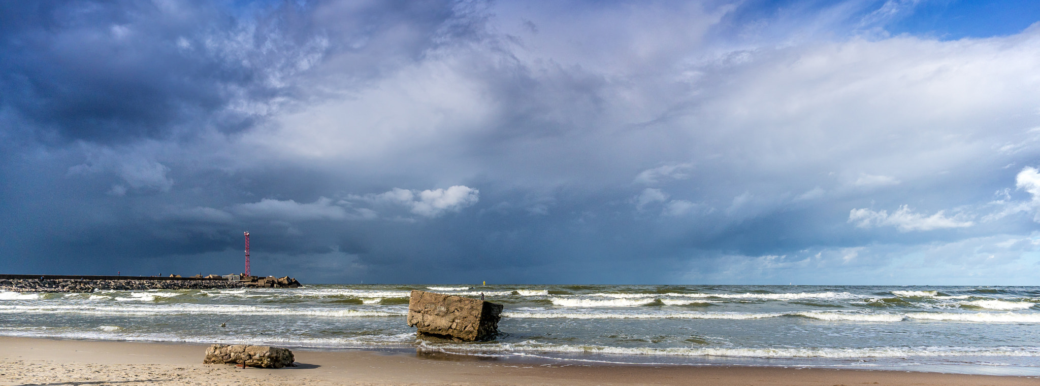 Sony a6300 + ZEISS Touit 12mm F2.8 sample photo. Baltic sea photography