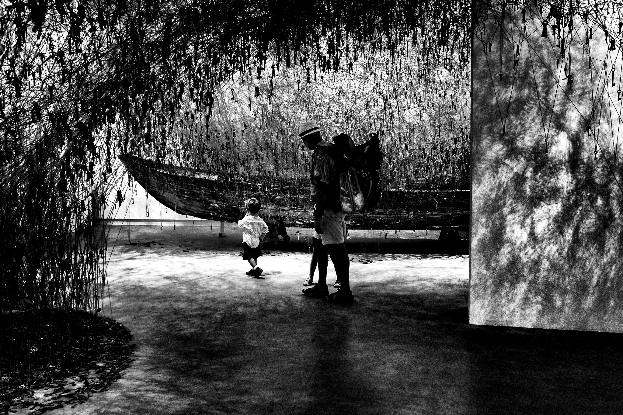 Fujifilm X-E2 + Fujifilm XF 23mm F1.4 R sample photo. Little jackie paper photography