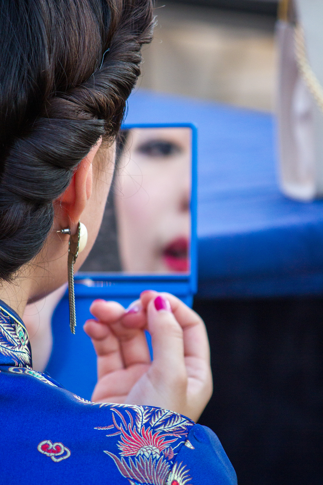 Canon EF-S 55-250mm F4-5.6 IS sample photo. Mirror, mirror on the wall... photography