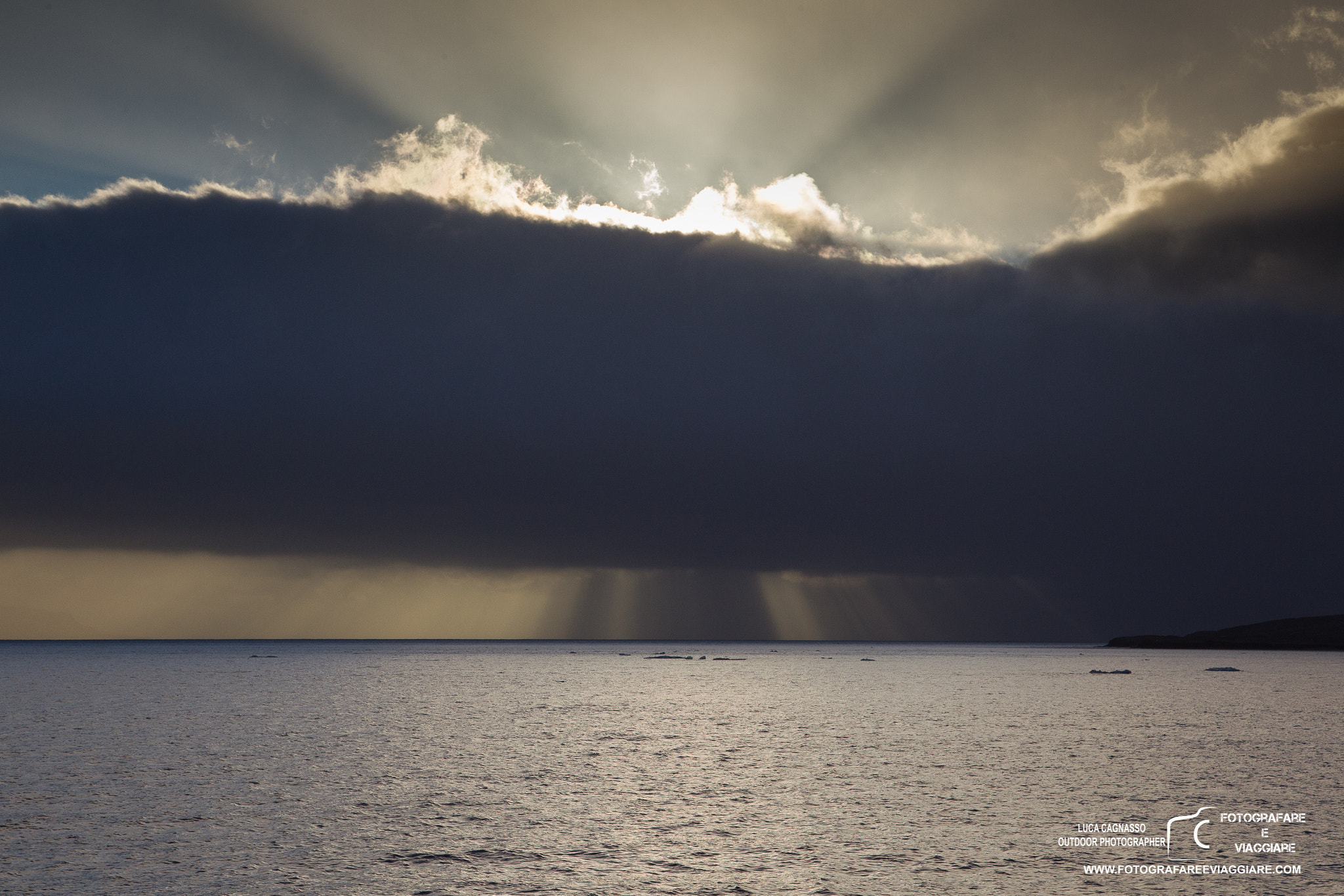 Canon EOS-1D Mark IV sample photo. Svalbard ottobre photography
