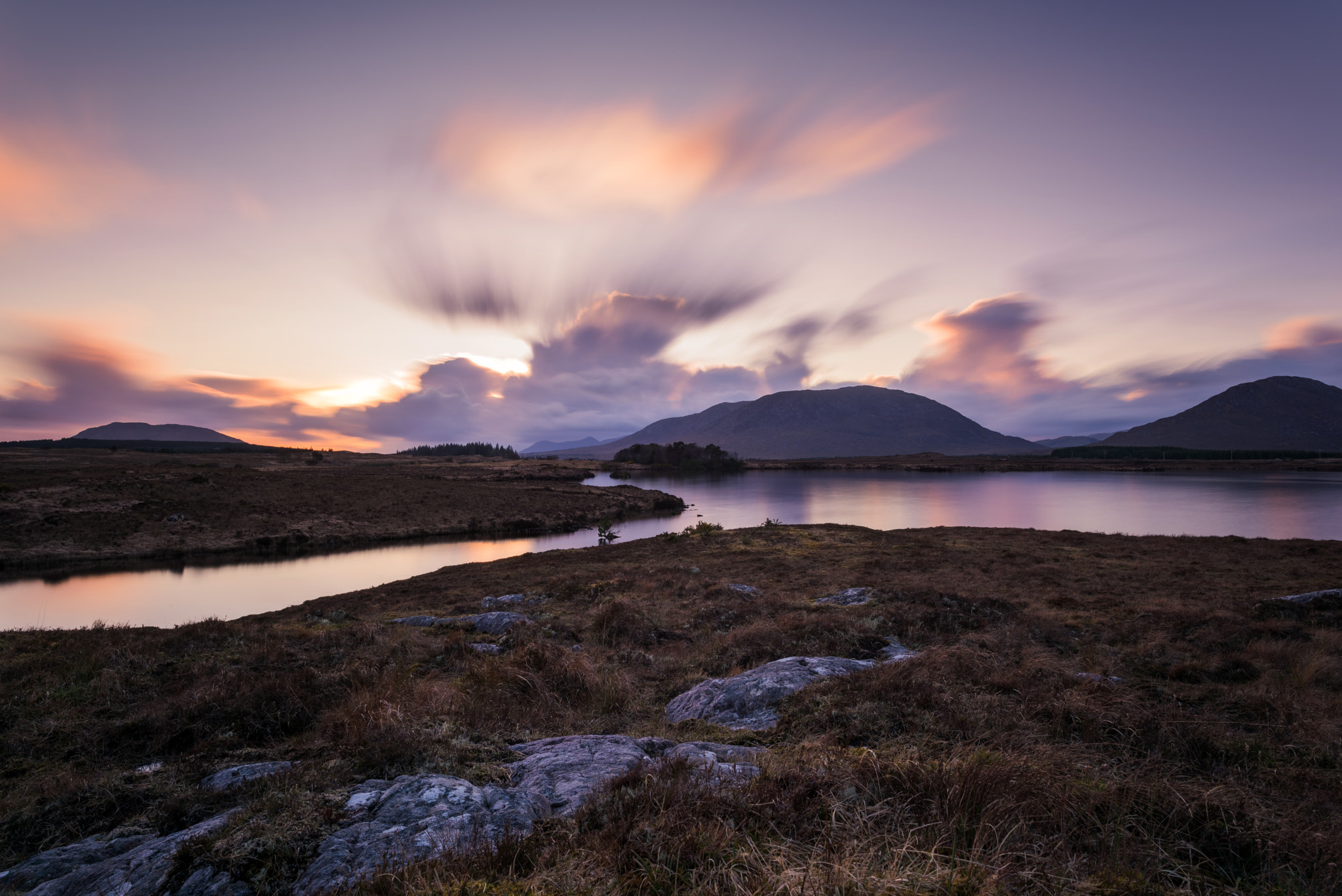 Nikon D810 + Nikon AF-S Nikkor 24mm F1.4G ED sample photo. Connemara photography