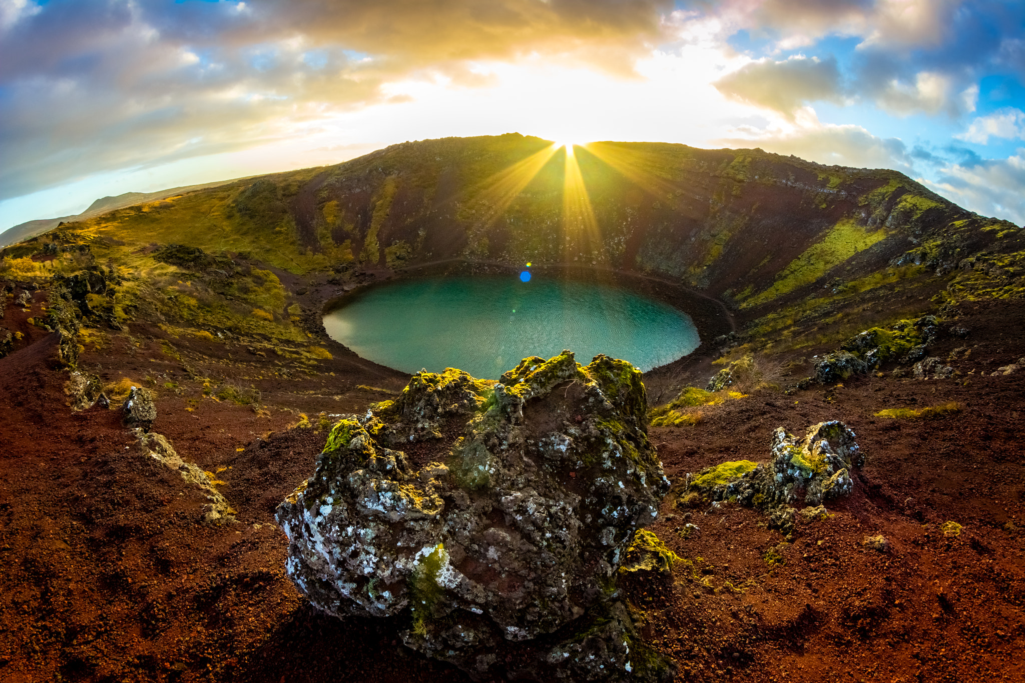 Samyang 8mm F3.5 Aspherical IF MC Fisheye sample photo. Kerið photography