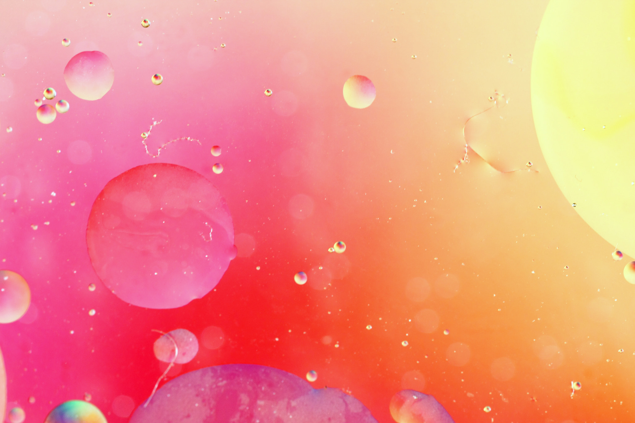 Sigma APO Macro 150mm f/2.8 EX DG HSM sample photo. Colorful oil in water photography