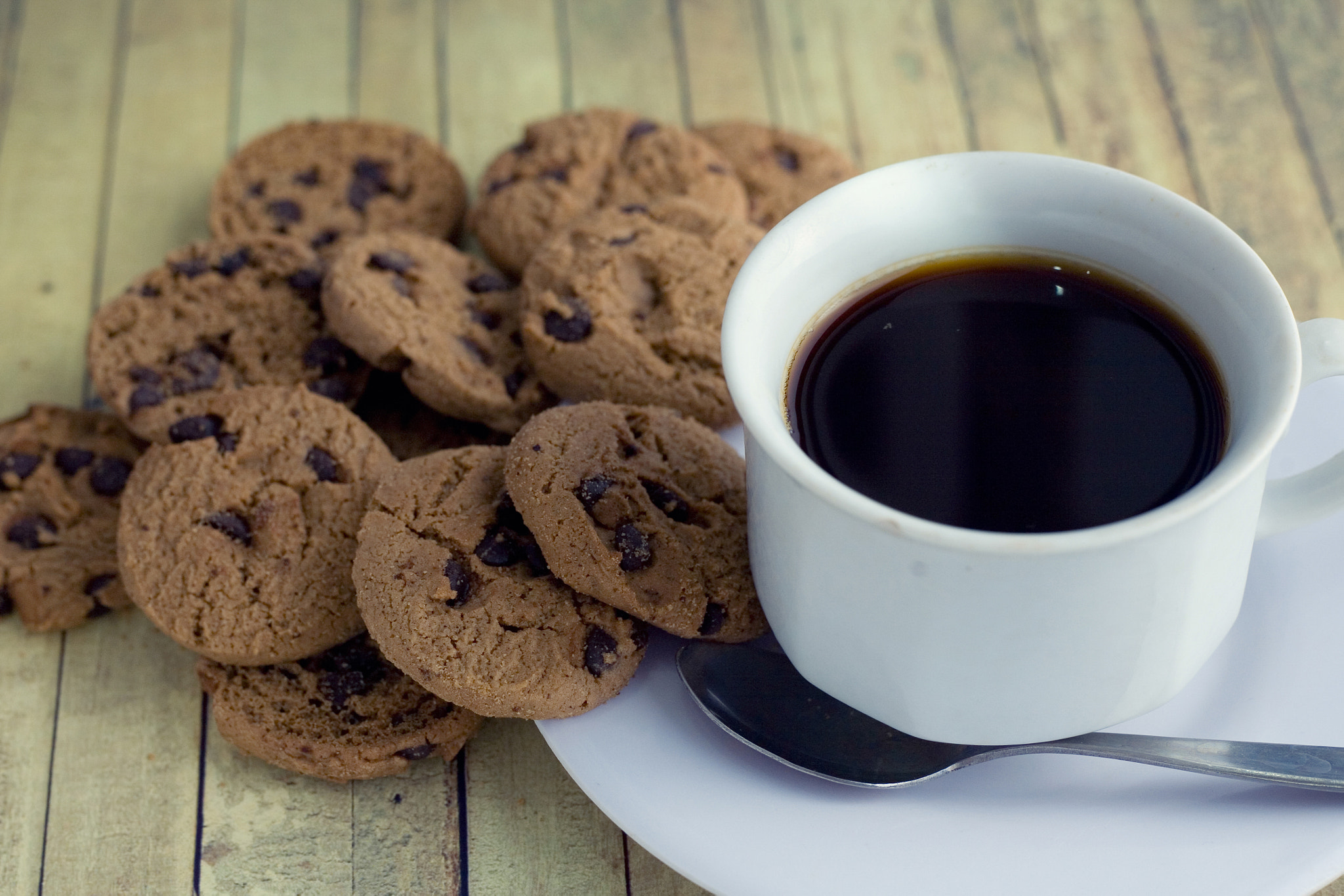Canon EOS 5D + Canon EF 50mm f/1.8 sample photo. Coffe cookies photography