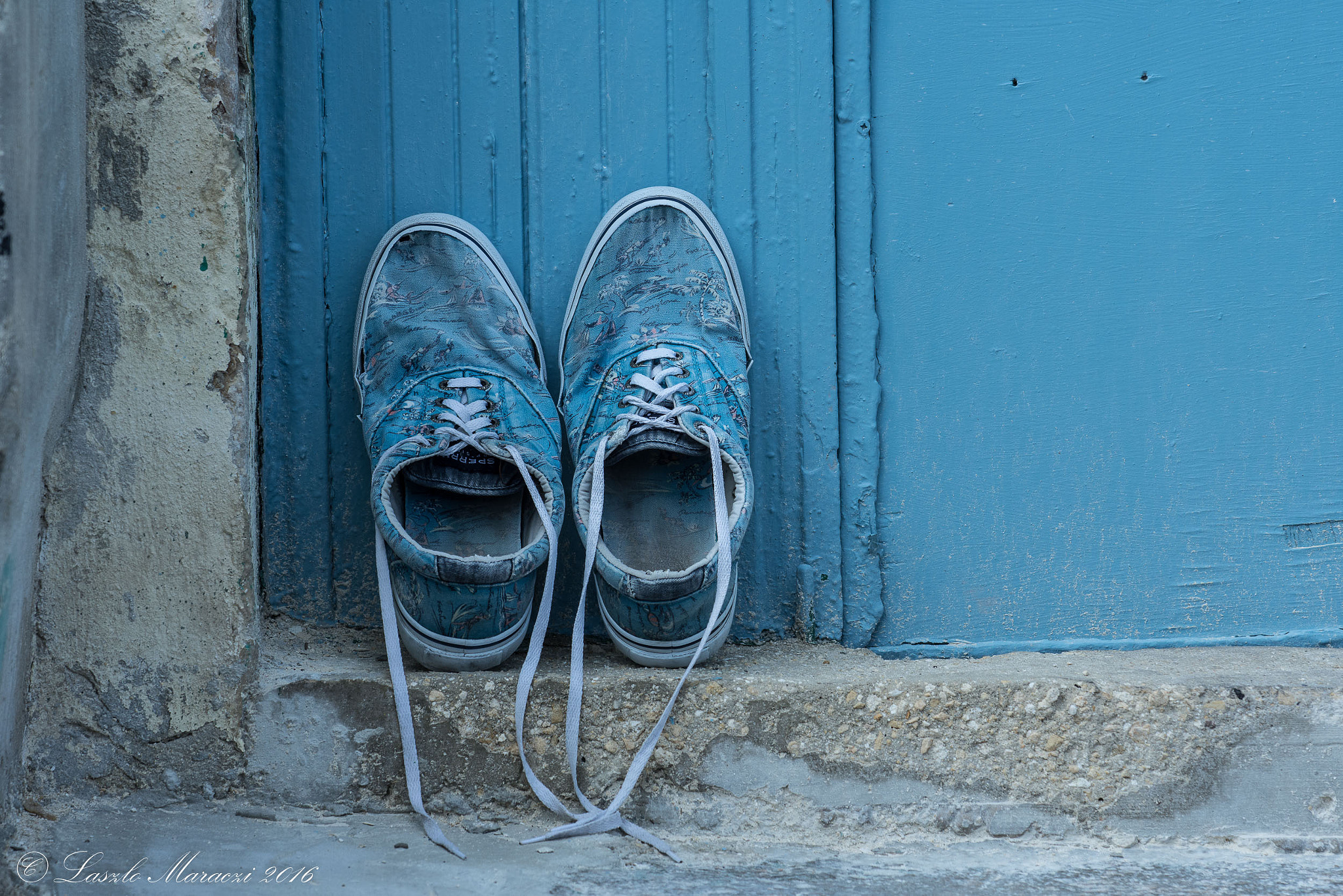 Nikon AF-S Nikkor 70-200mm F4G ED VR sample photo. Shoes photography
