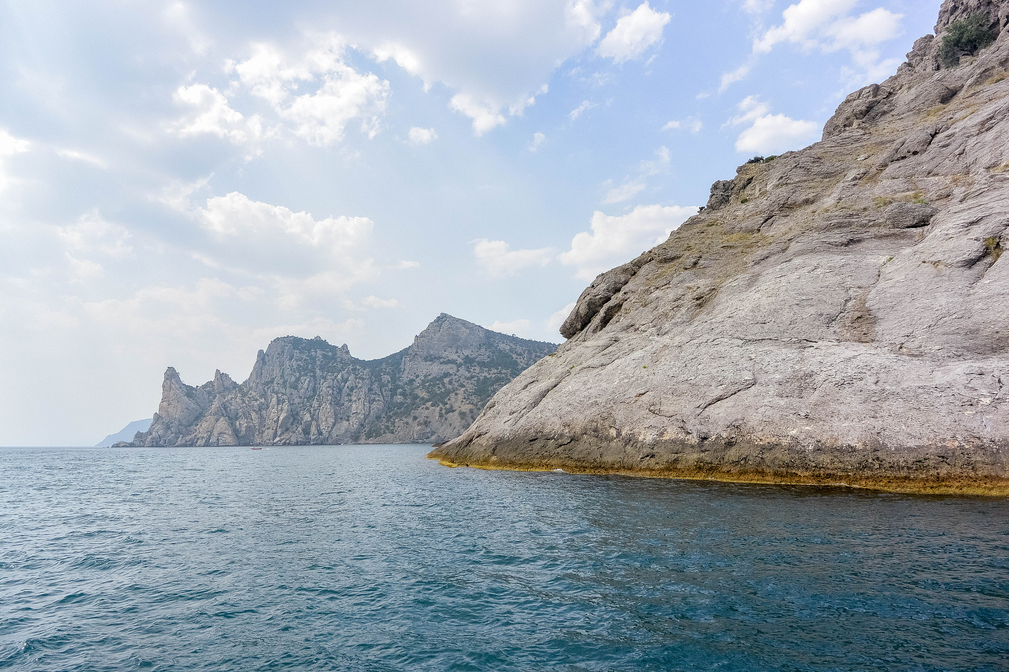 Nikon 1 Nikkor VR 6.7-13mm F3.5-5.6 sample photo. Crimea peninsula photography
