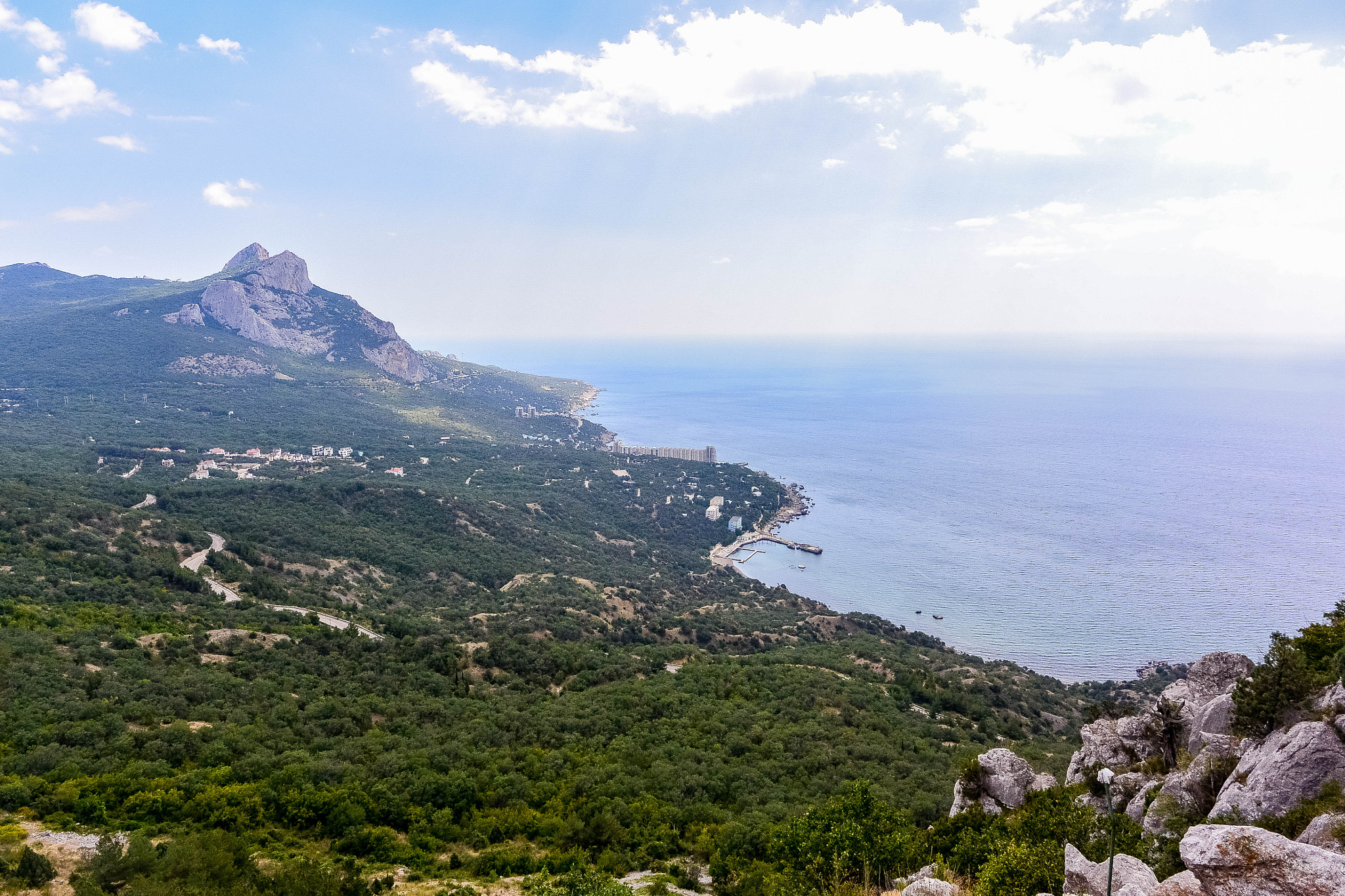 Nikon 1 Nikkor VR 6.7-13mm F3.5-5.6 sample photo. Crimea peninsula photography