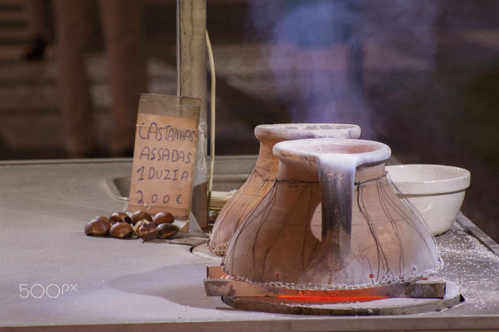Canon EF 80-200mm F4.5-5.6 II sample photo. Street vendor's pot of roasted nutts photography