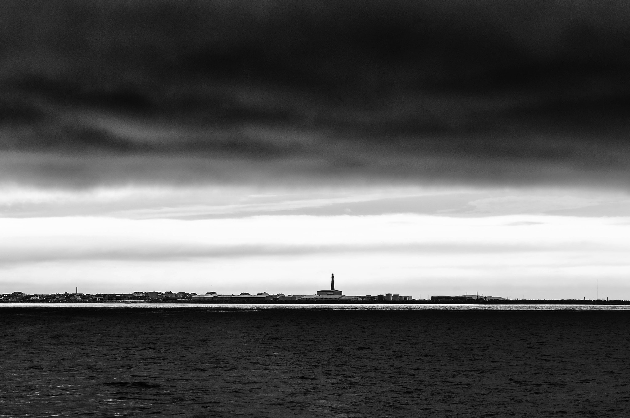Sony Alpha NEX-5N + Sony E 55-210mm F4.5-6.3 OSS sample photo. Leaving norway photography