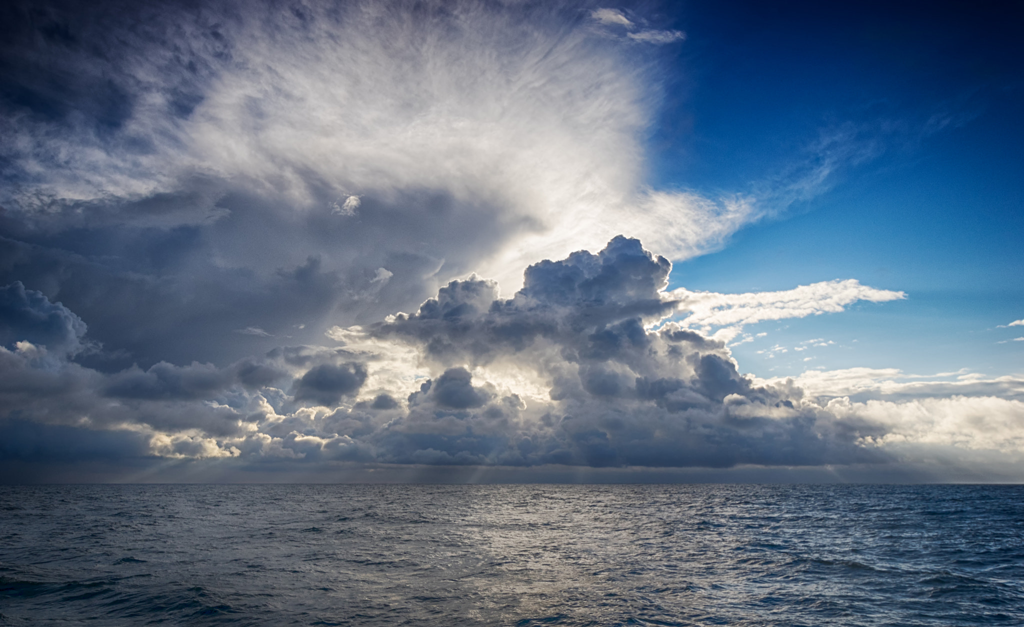 Sigma 10-20mm F3.5 EX DC HSM sample photo. Translucent clouds photography