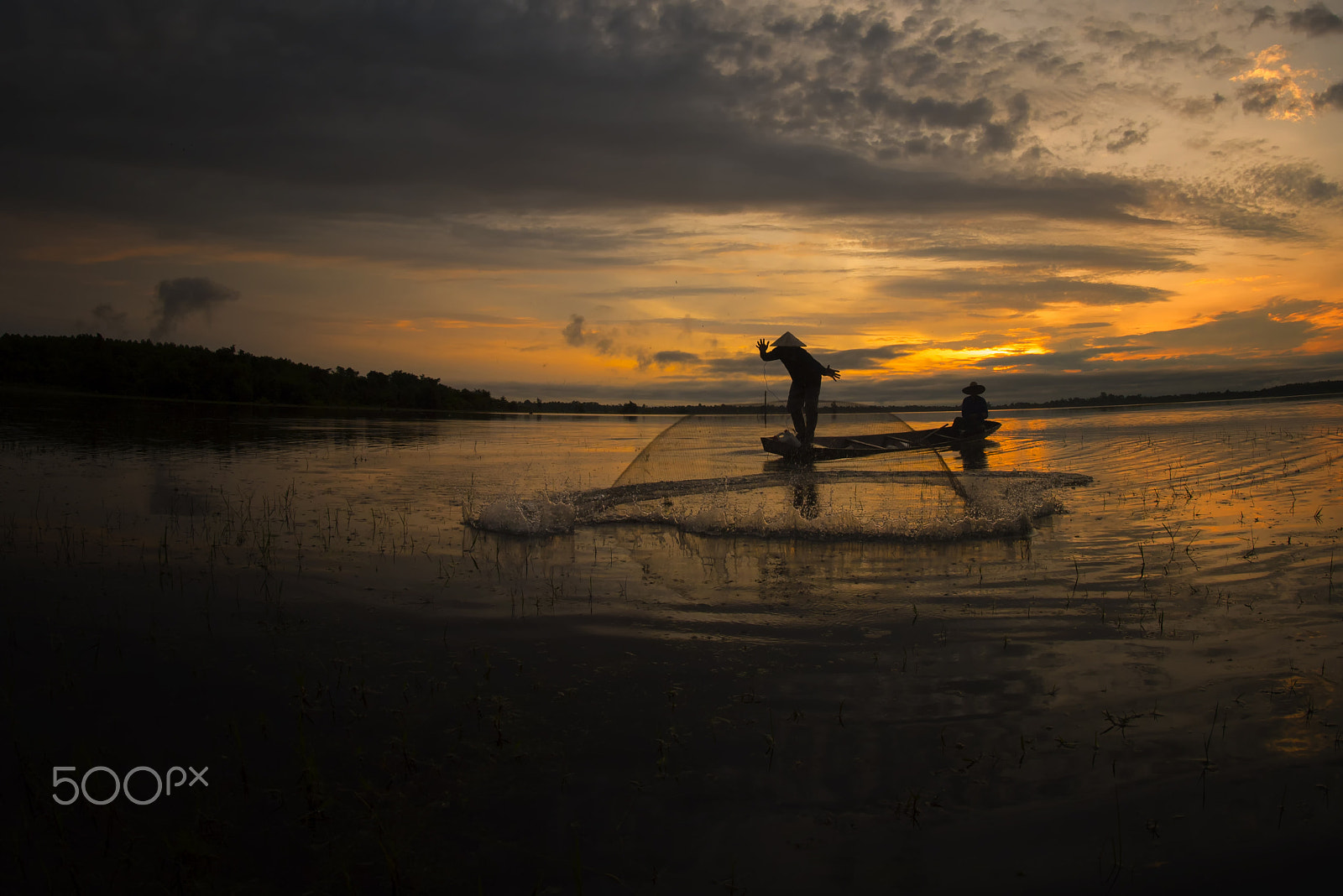 Nikon D750 + Samyang 12mm F2.8 ED AS NCS Fisheye sample photo. Fishermen thailand photography