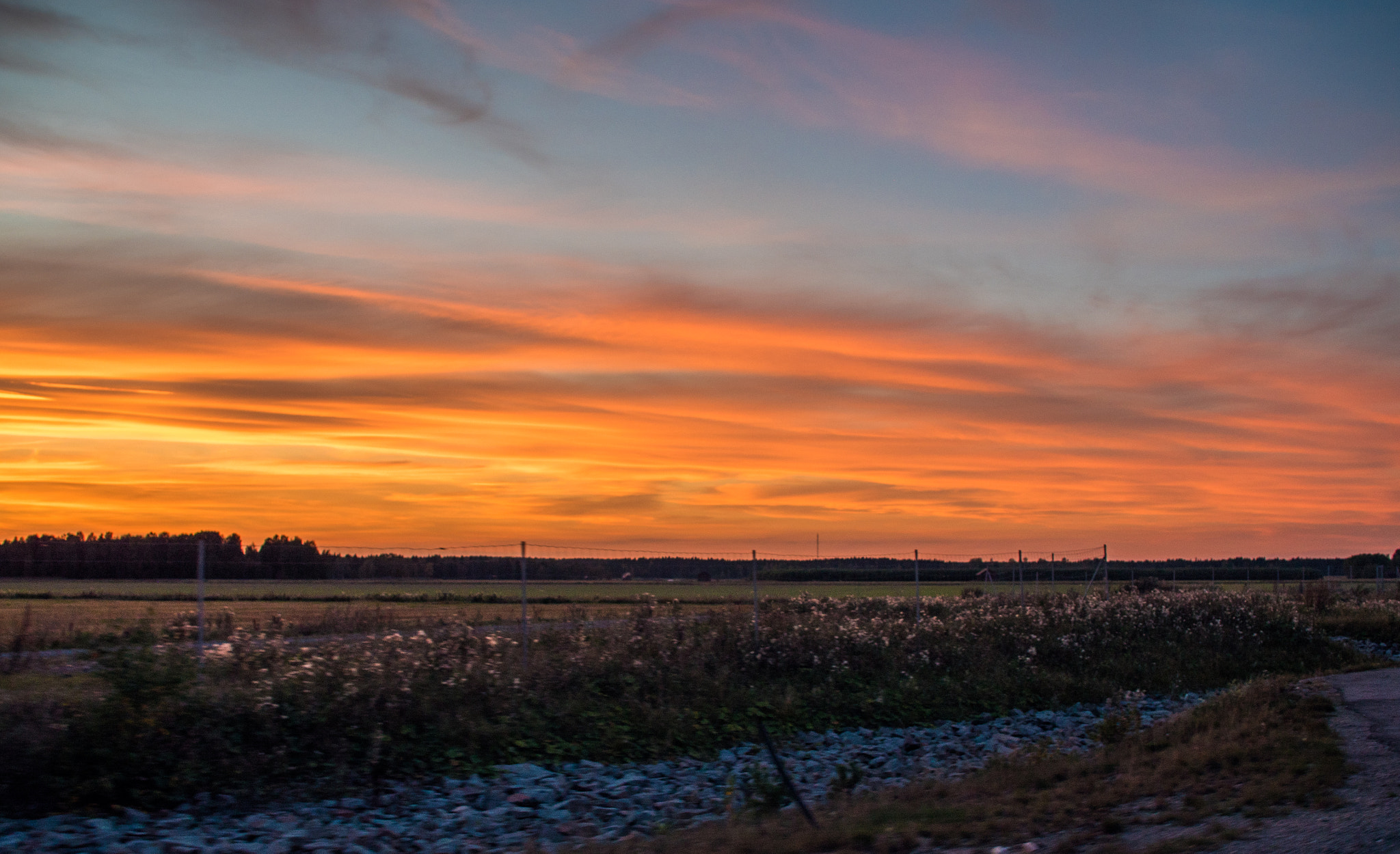 Panasonic Lumix DMC-GH4 sample photo. Red sunset photography