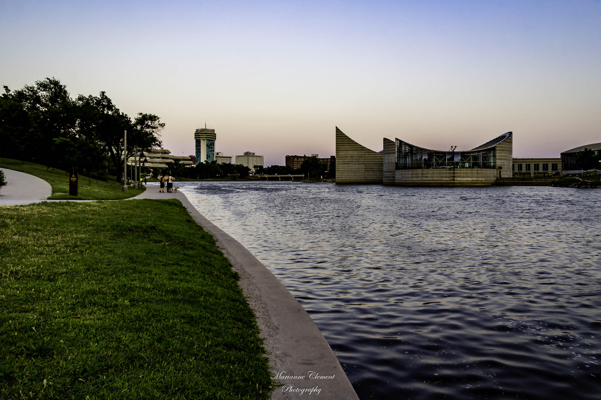 Canon EF-S 17-85mm F4-5.6 IS USM sample photo. Wichita kansas river walk photography