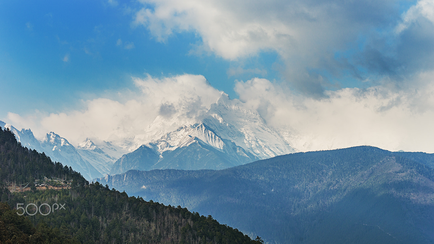 Sony a99 II + Minolta/Sony AF 70-200mm F2.8 G sample photo. The mianzimu peak photography