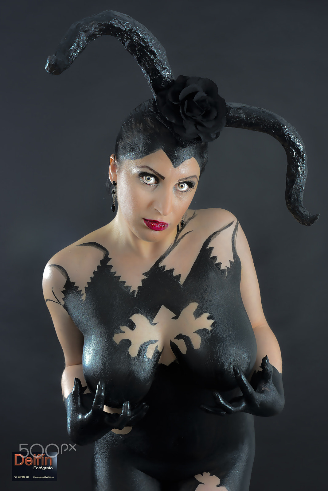 AF Zoom-Nikkor 24-120mm f/3.5-5.6D IF sample photo. Bodypaint photography