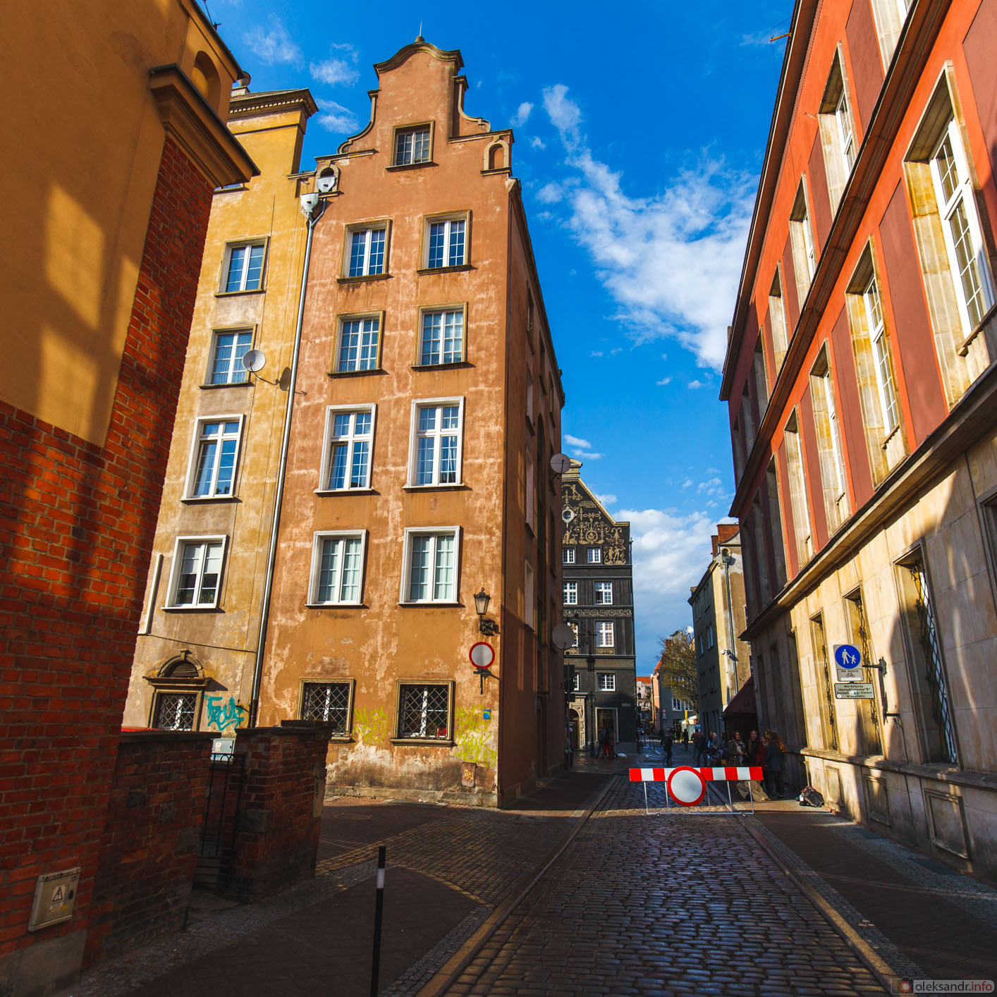 Canon EF 16-35mm F4L IS USM sample photo. Gdansk. photography