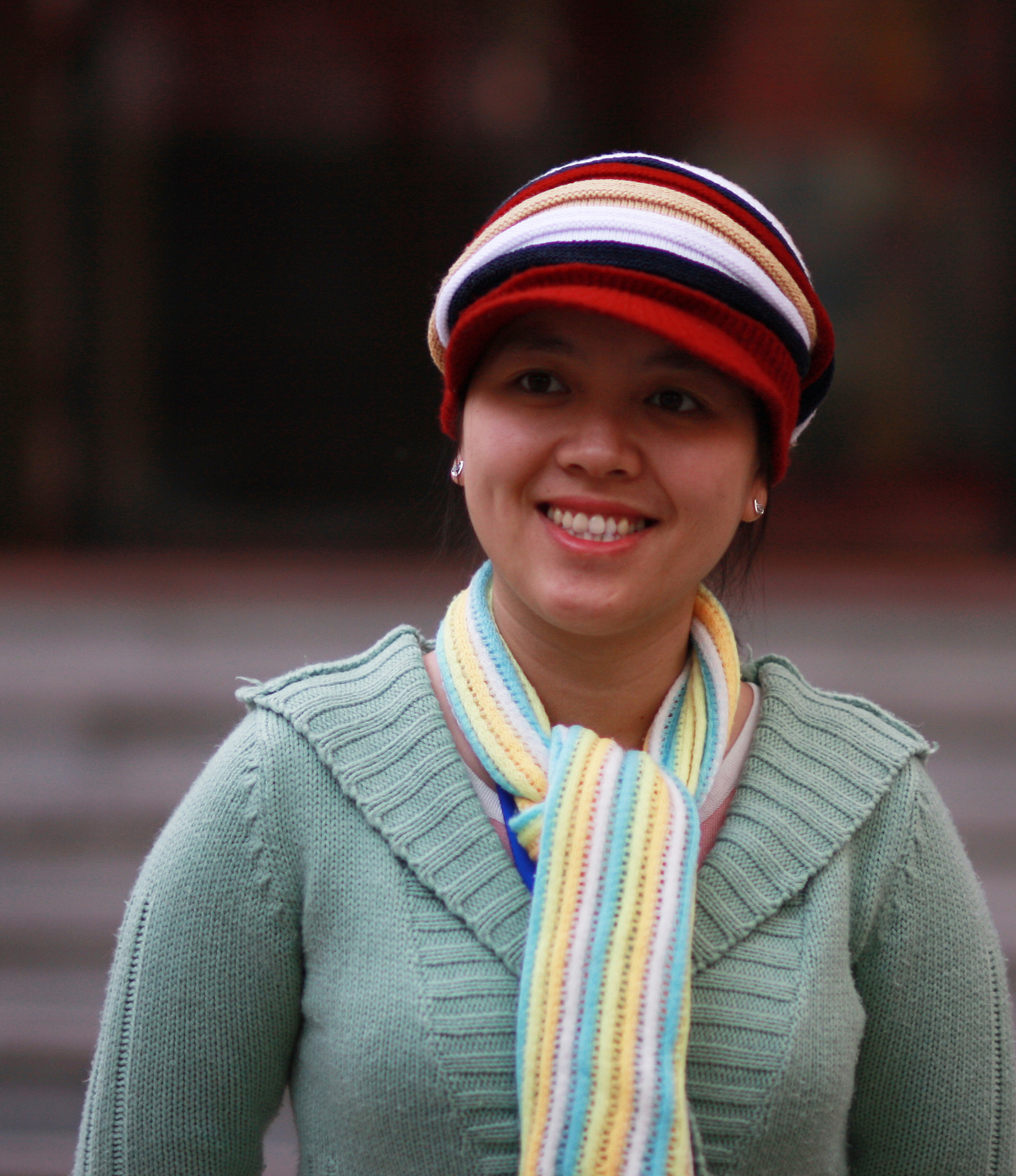 Sigma 85mm F1.4 EX DG HSM sample photo. Smile photography