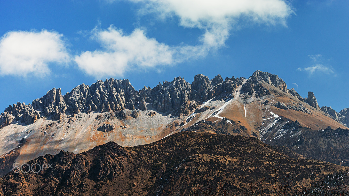 Sony a99 II + Minolta/Sony AF 70-200mm F2.8 G sample photo. The baima snow mountain photography