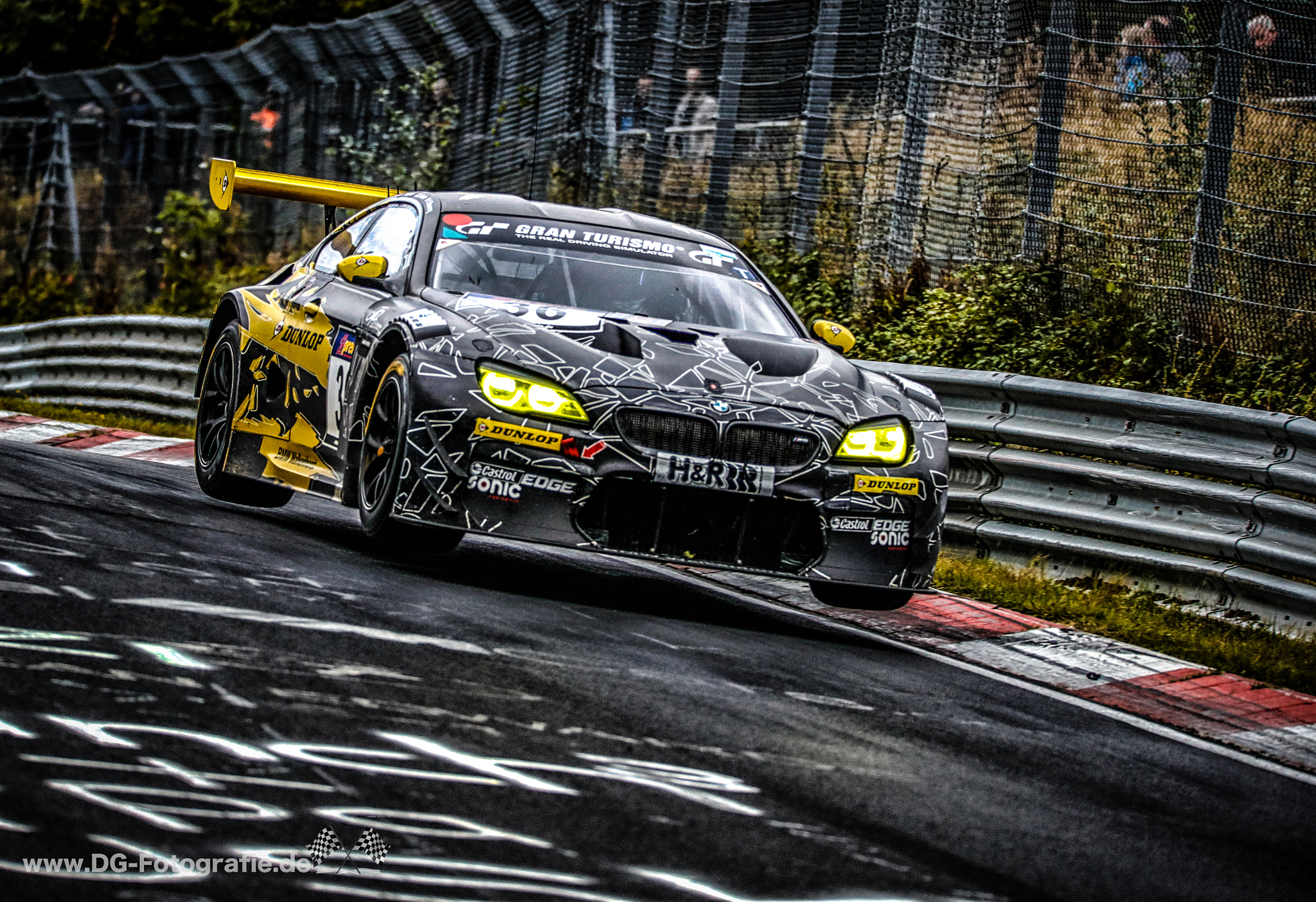 Sigma 150-600mm F5-6.3 DG OS HSM | S sample photo. Racing photography