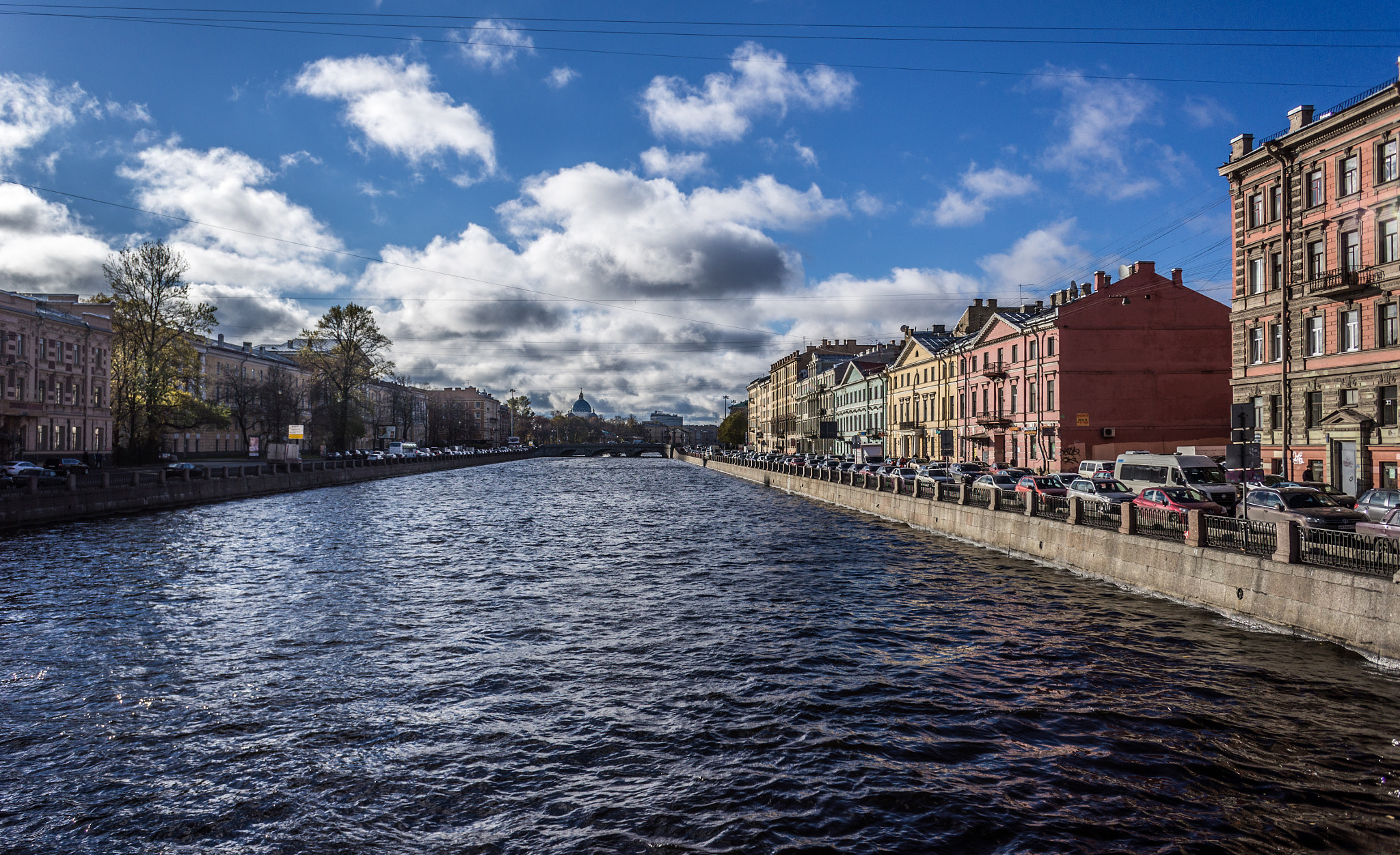 Sony Alpha NEX-5N + Sony E 16mm F2.8 sample photo. * photography
