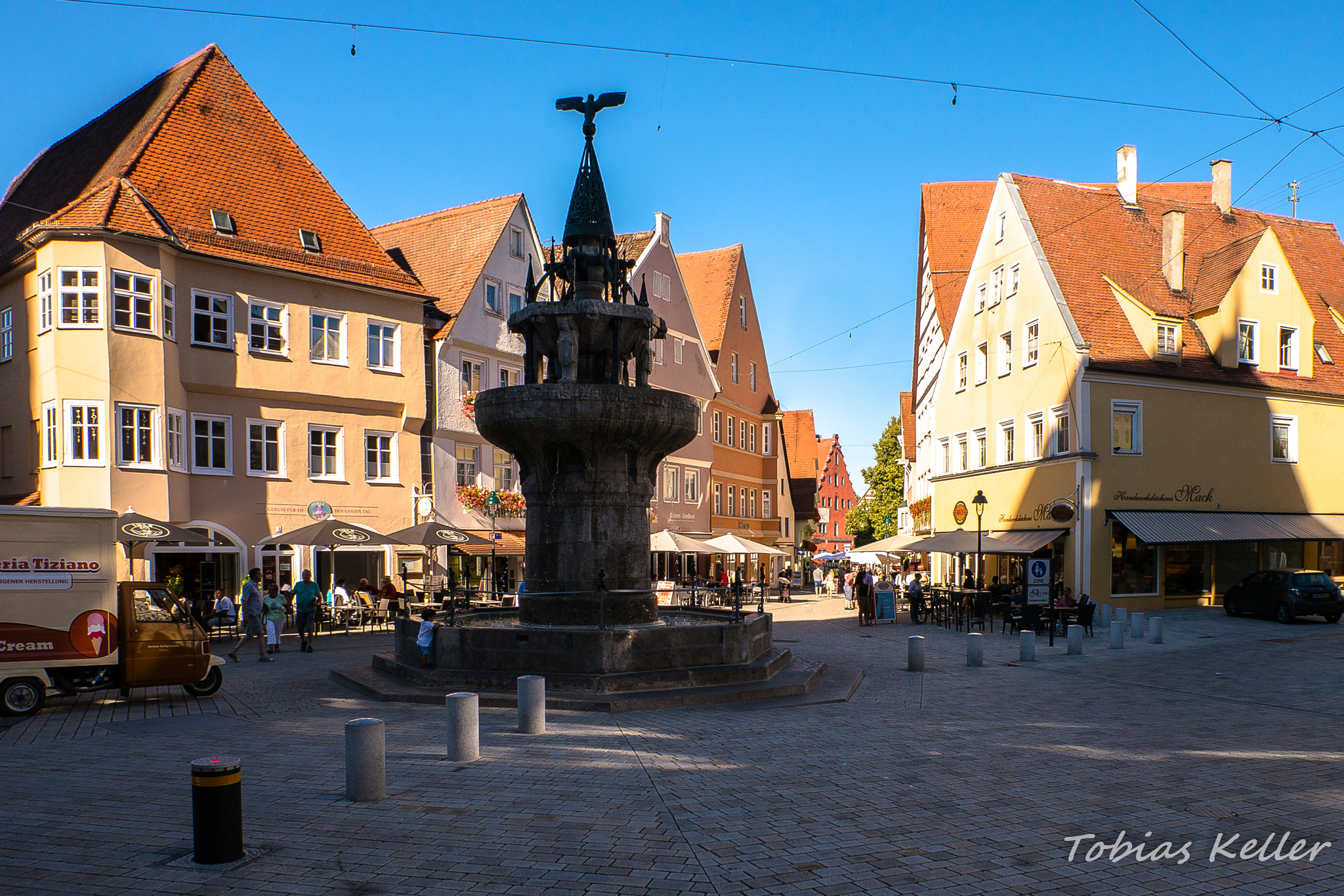 Panasonic Lumix DMC-G5 + Panasonic Lumix G 14mm F2.5 ASPH sample photo. Rübenmarkt photography