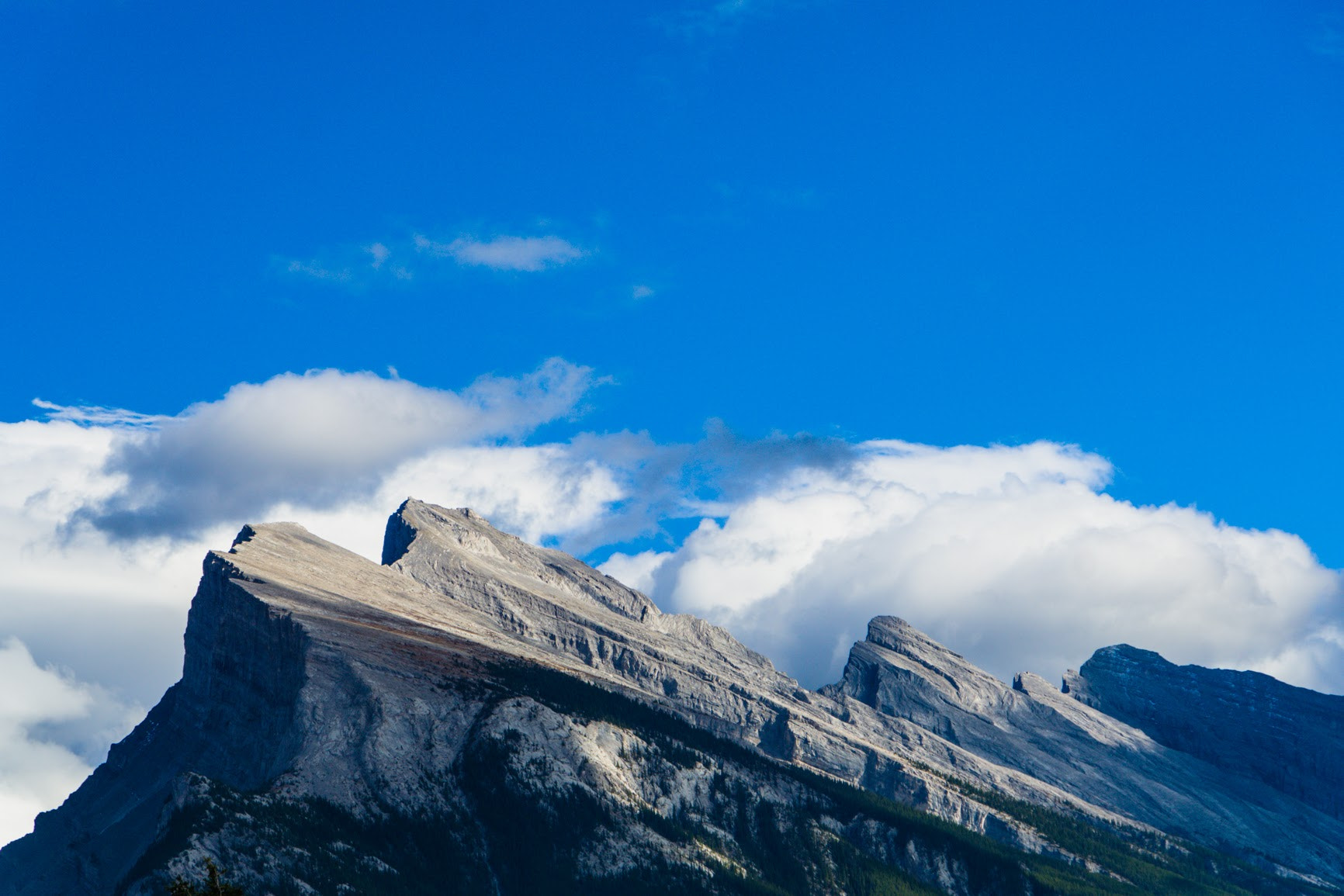 Sony ILCA-77M2 + Tamron AF 28-105mm F4-5.6 [IF] sample photo. The top of mount rundle, banff, alberta. photography