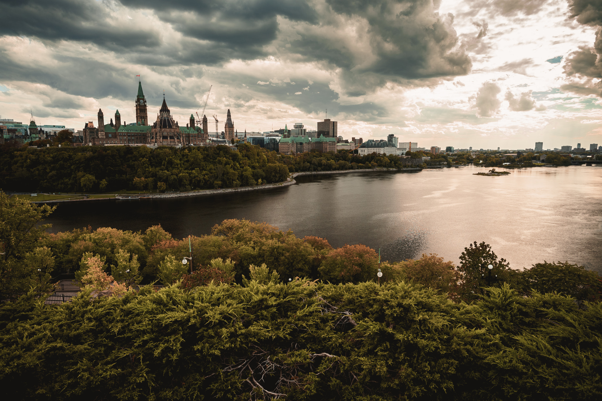 Sony a7 II + Tamron 18-270mm F3.5-6.3 Di II PZD sample photo. Ottawa - parliament hill photography