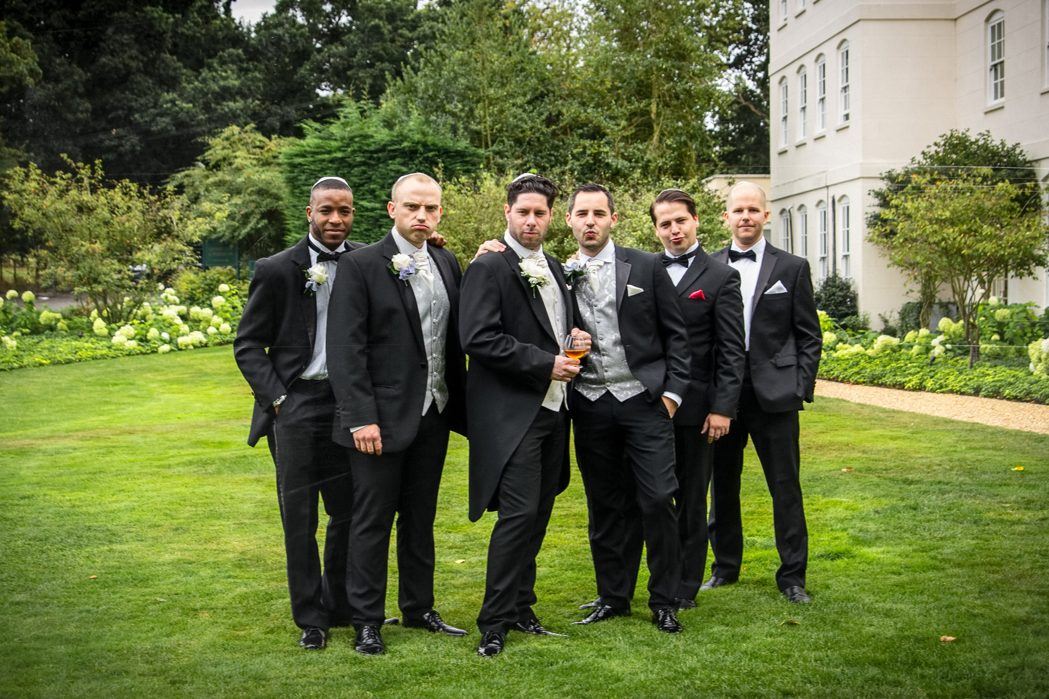 Canon EOS 550D (EOS Rebel T2i / EOS Kiss X4) sample photo. Groomsmen photography