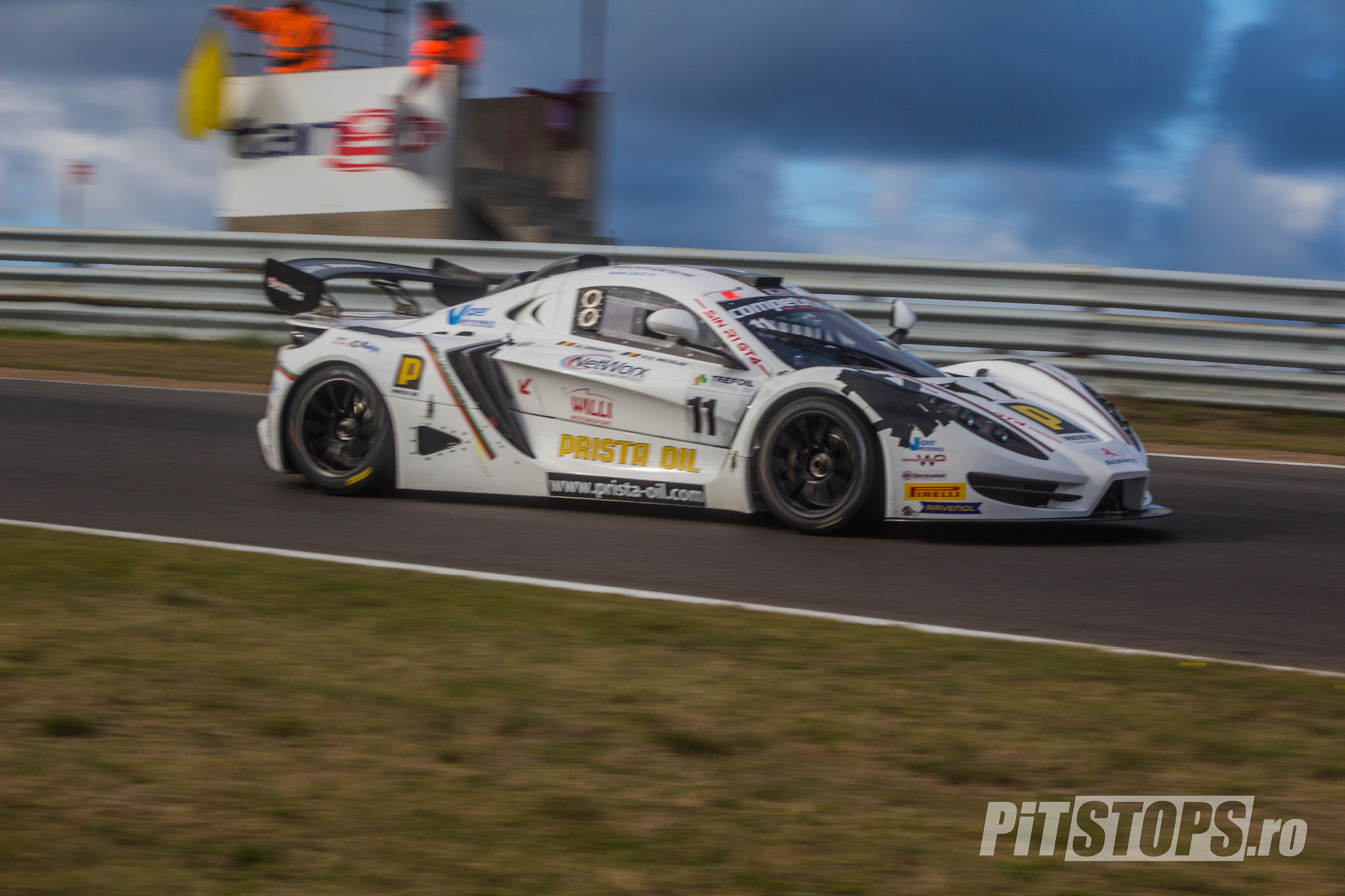 Canon EF 75-300mm f/4-5.6 USM sample photo. Euro gt4 zandvoort race 2 - sin r1 at the restart photography