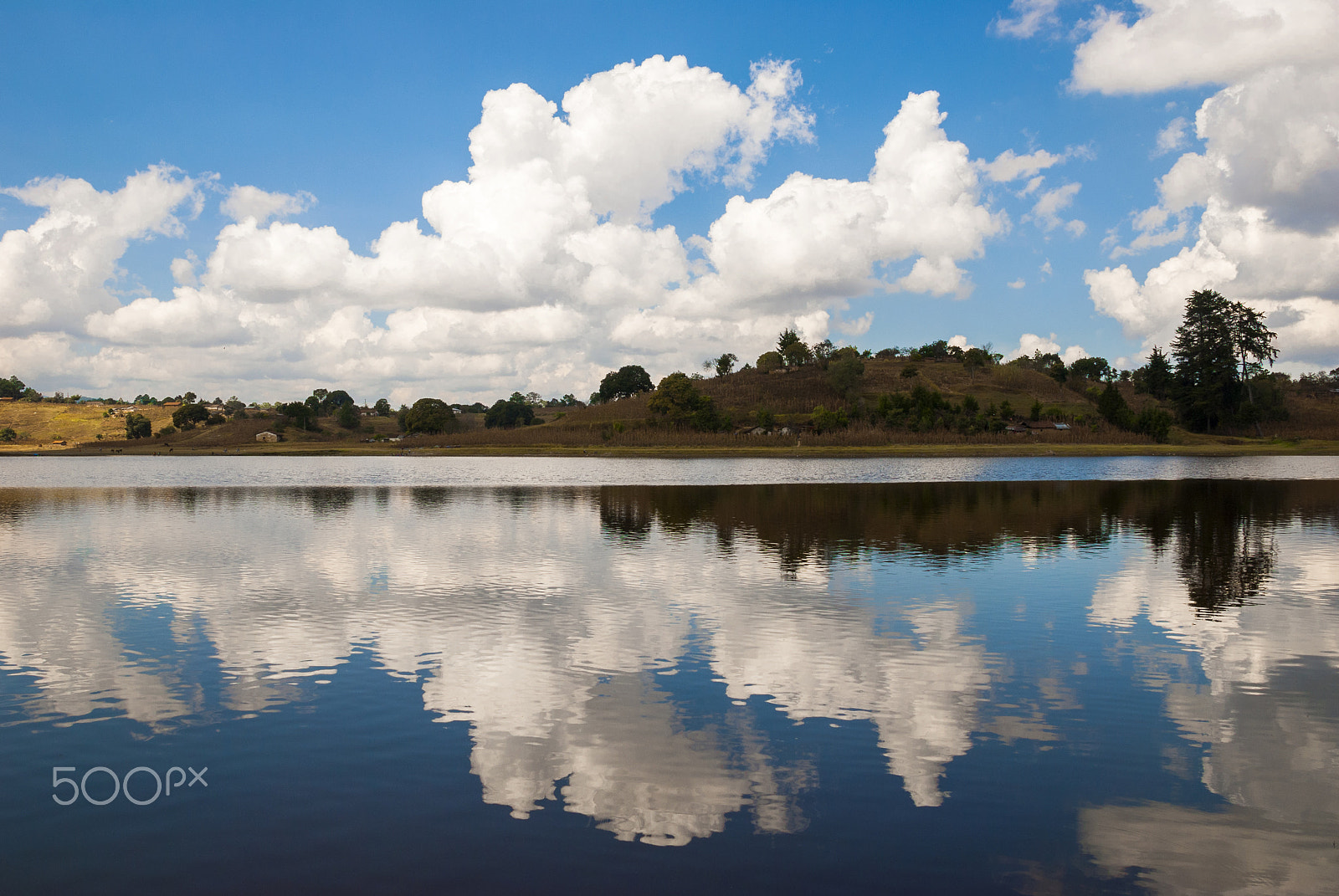 Nikon D200 sample photo. Lagoon lemoa. quiche in guatemala photography