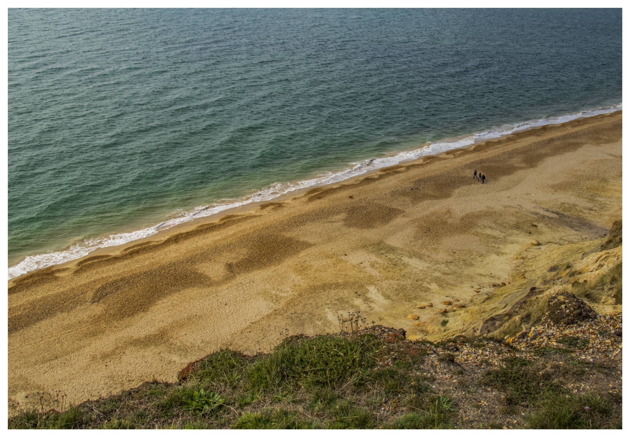 Canon EOS 750D (EOS Rebel T6i / EOS Kiss X8i) sample photo. Their desert island photography